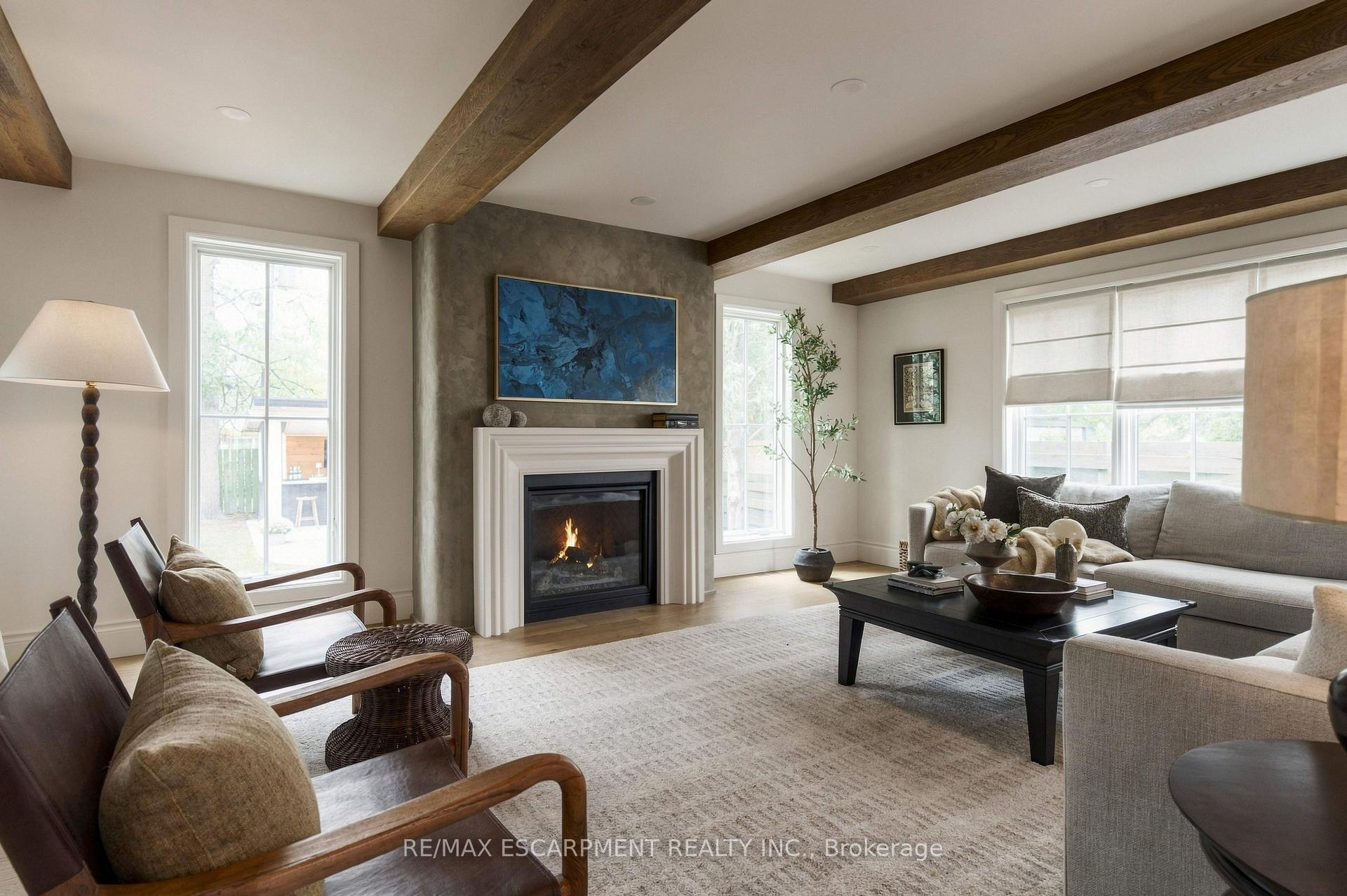 Photo 17 of 890 Forest Glen Avenue, Burlington, LaSalle — HOMEH