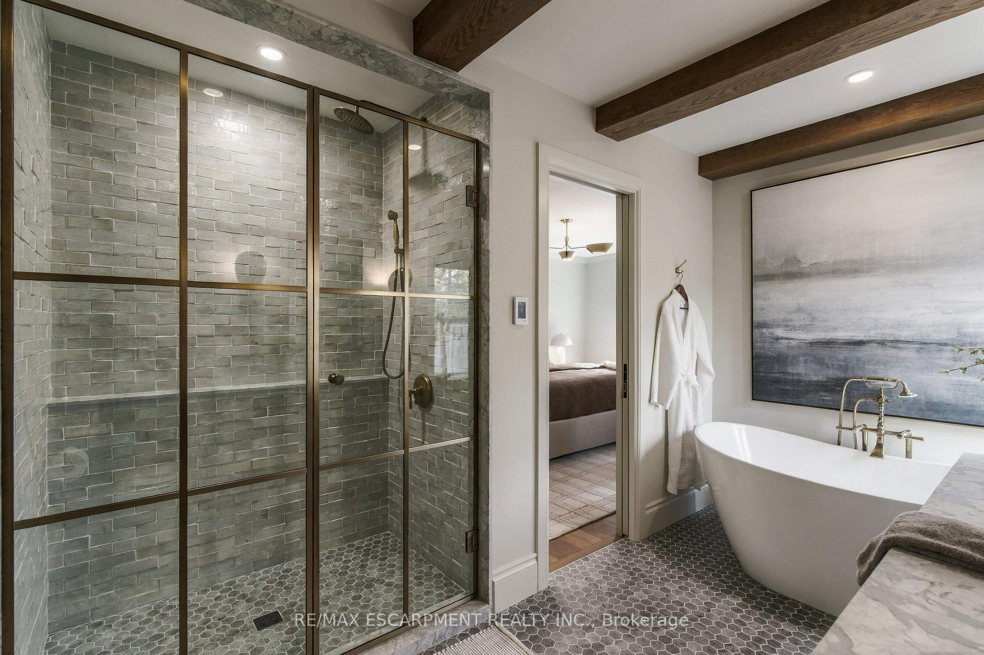 Photo 27 of 890 Forest Glen Avenue, Burlington, LaSalle — HOMEH