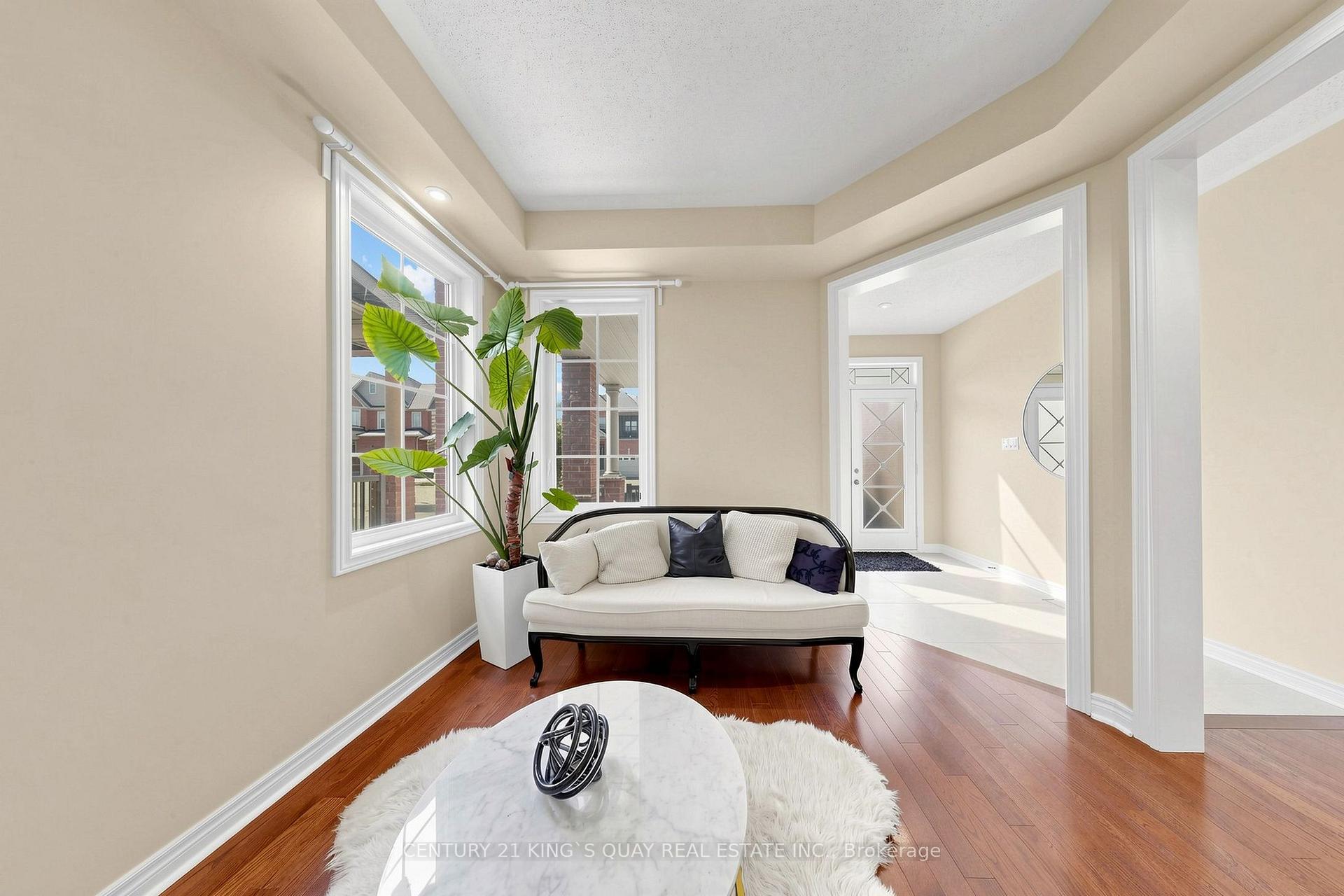 Photo 4 of 44 Dame Gruev Drive, Markham, Greensborough — HOMEH