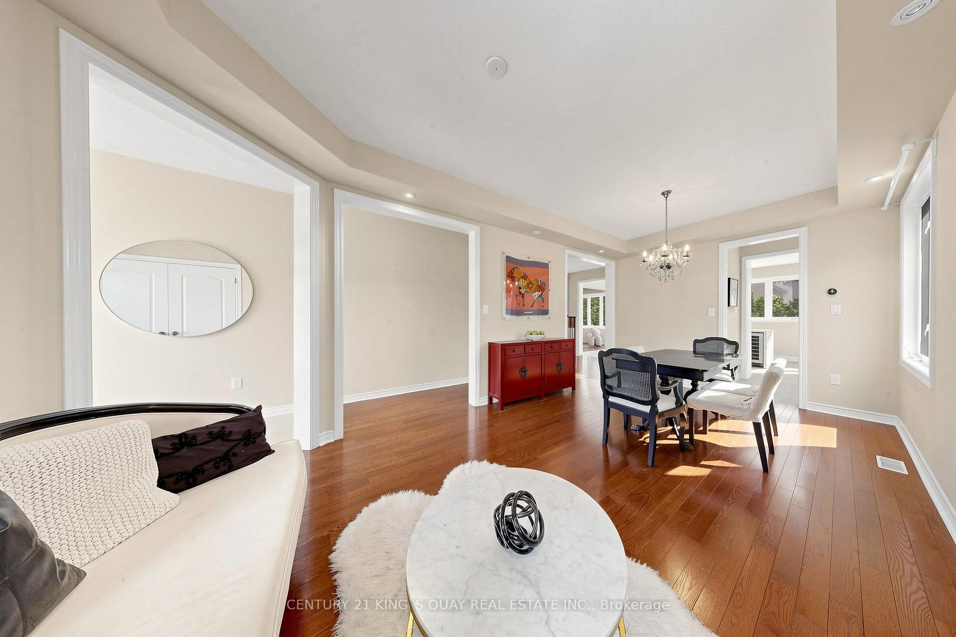 Photo 5 of 44 Dame Gruev Drive, Markham, Greensborough — HOMEH