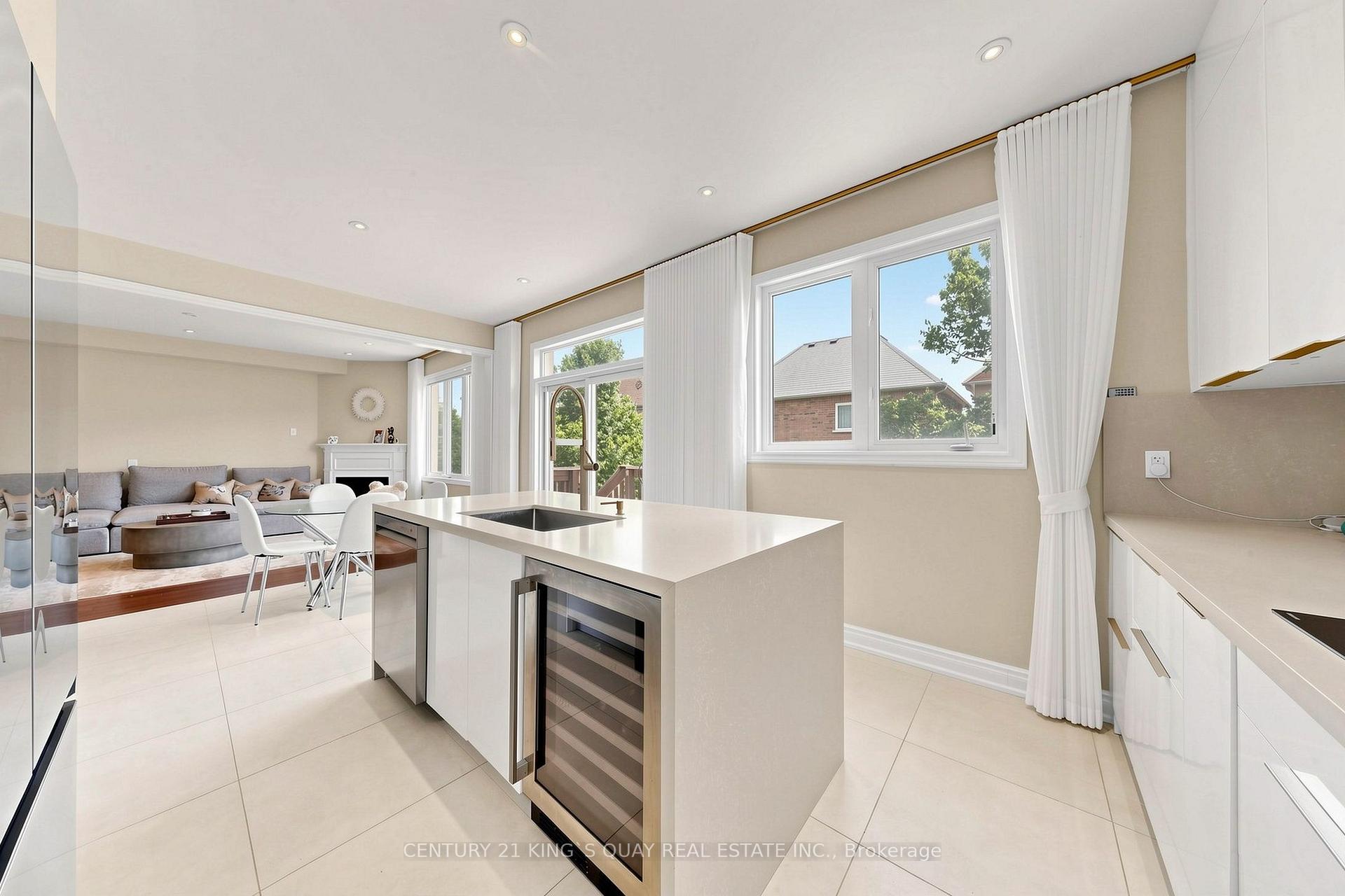 Photo 15 of 44 Dame Gruev Drive, Markham, Greensborough — HOMEH