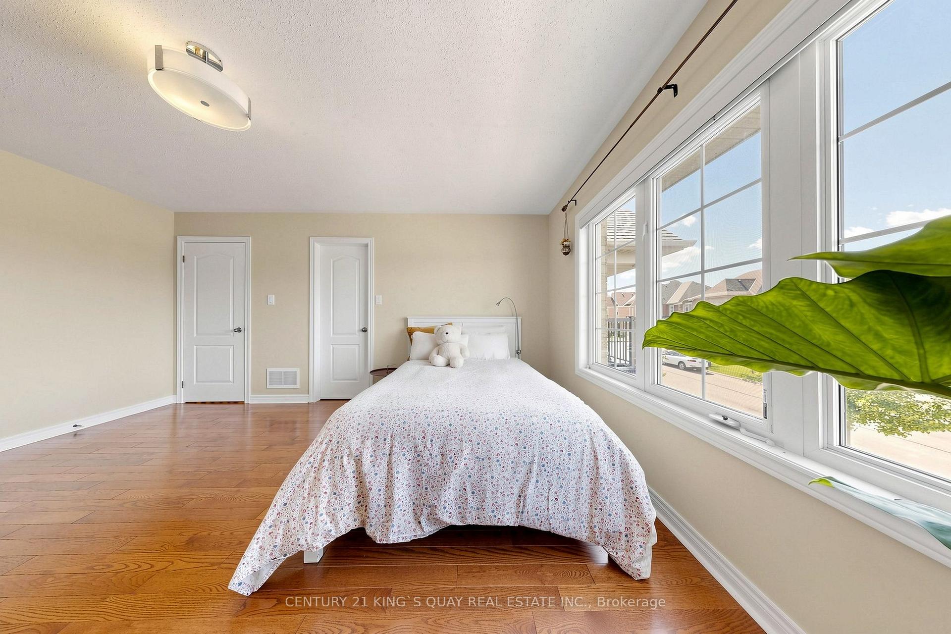 Photo 27 of 44 Dame Gruev Drive, Markham, Greensborough — HOMEH
