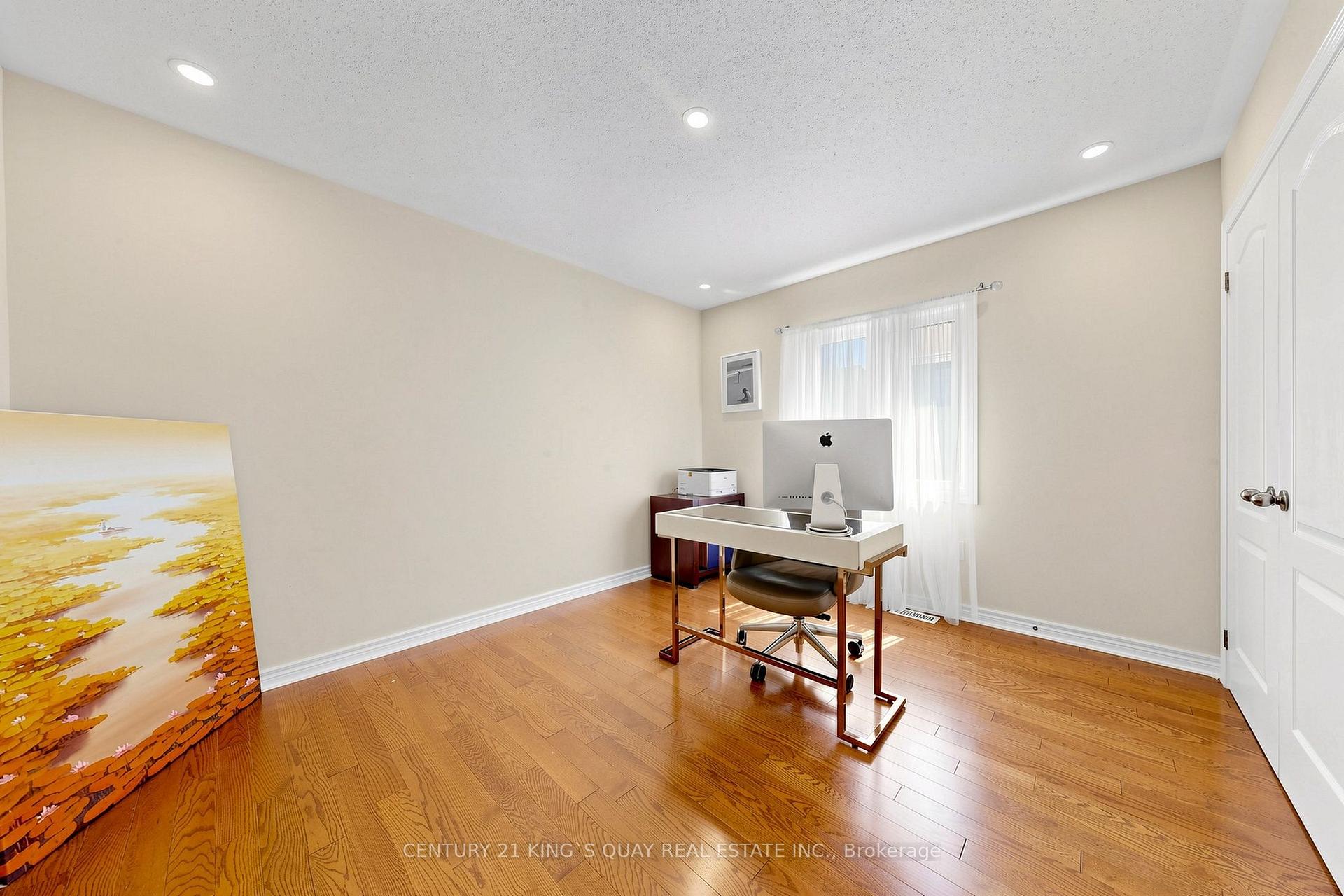 Photo 30 of 44 Dame Gruev Drive, Markham, Greensborough — HOMEH