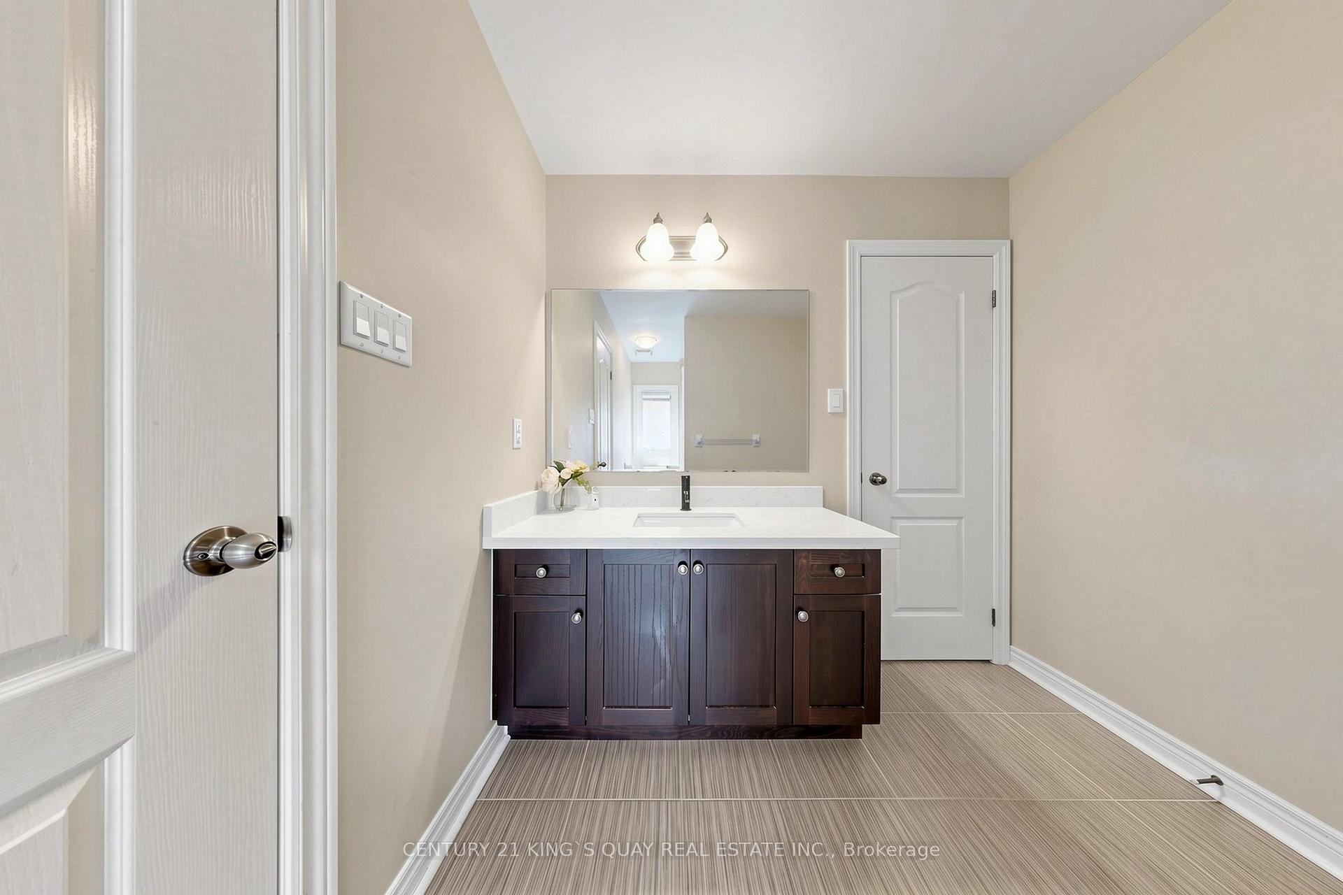 Photo 36 of 44 Dame Gruev Drive, Markham, Greensborough — HOMEH