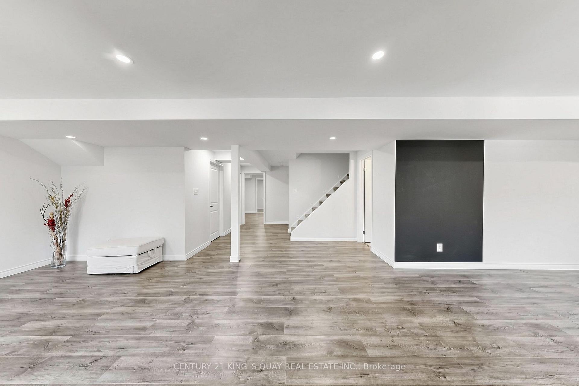 Photo 38 of 44 Dame Gruev Drive, Markham, Greensborough — HOMEH
