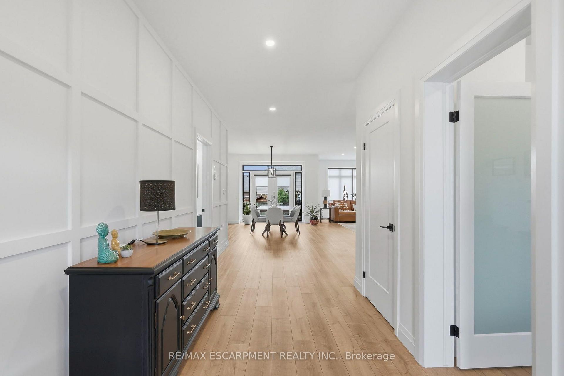 Photo 4 of 15 Saint Anthony Place, Hamilton, Fessenden — HOMEH