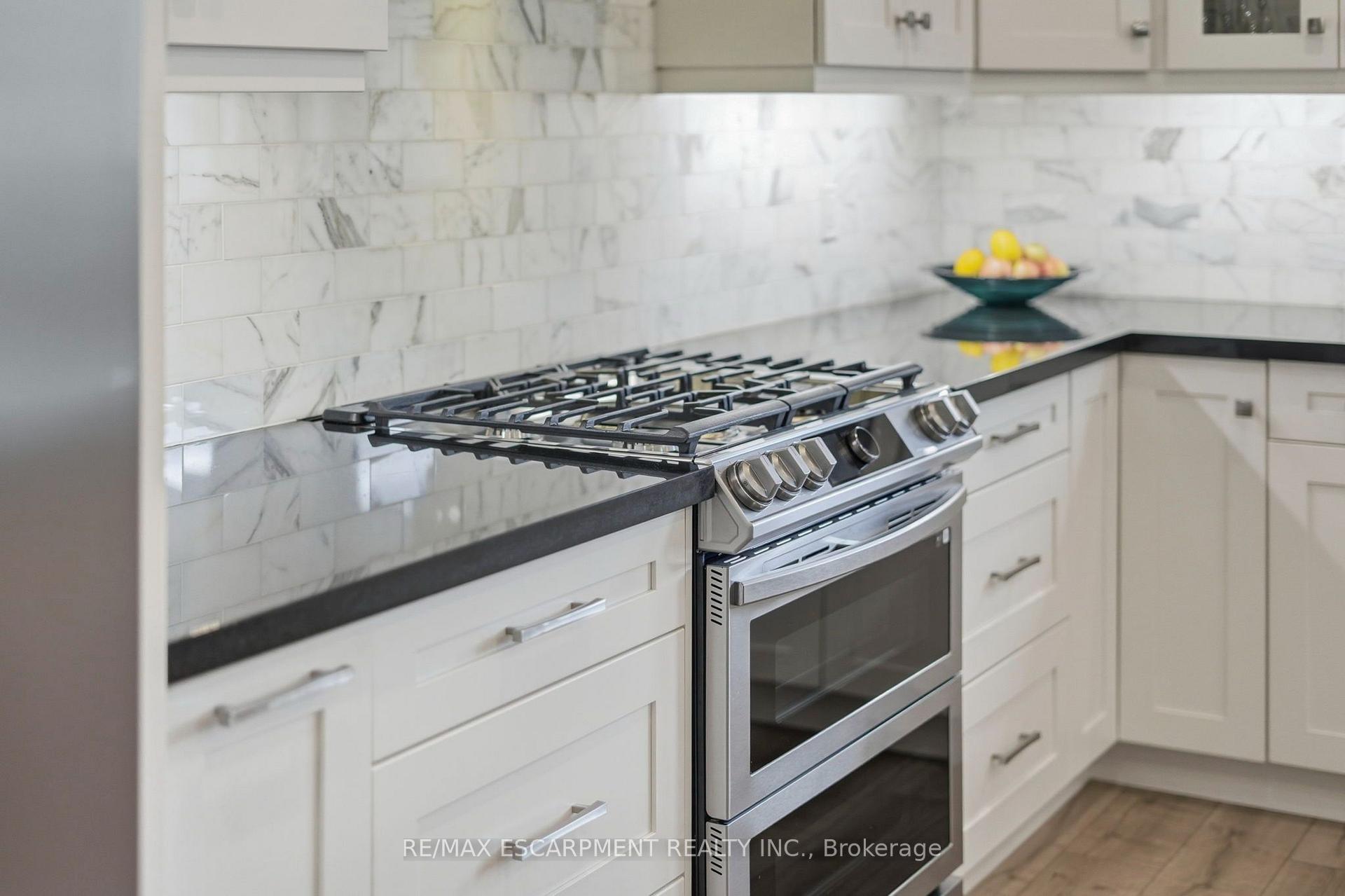 Photo 16 of 15 Saint Anthony Place, Hamilton, Fessenden — HOMEH