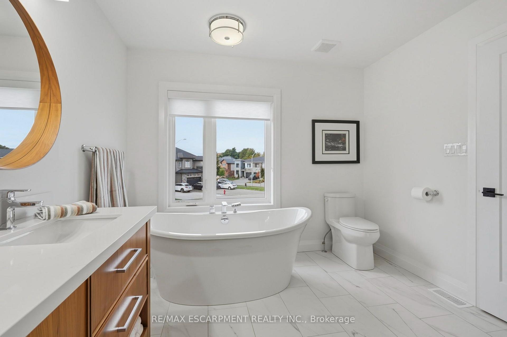 Photo 27 of 15 Saint Anthony Place, Hamilton, Fessenden — HOMEH
