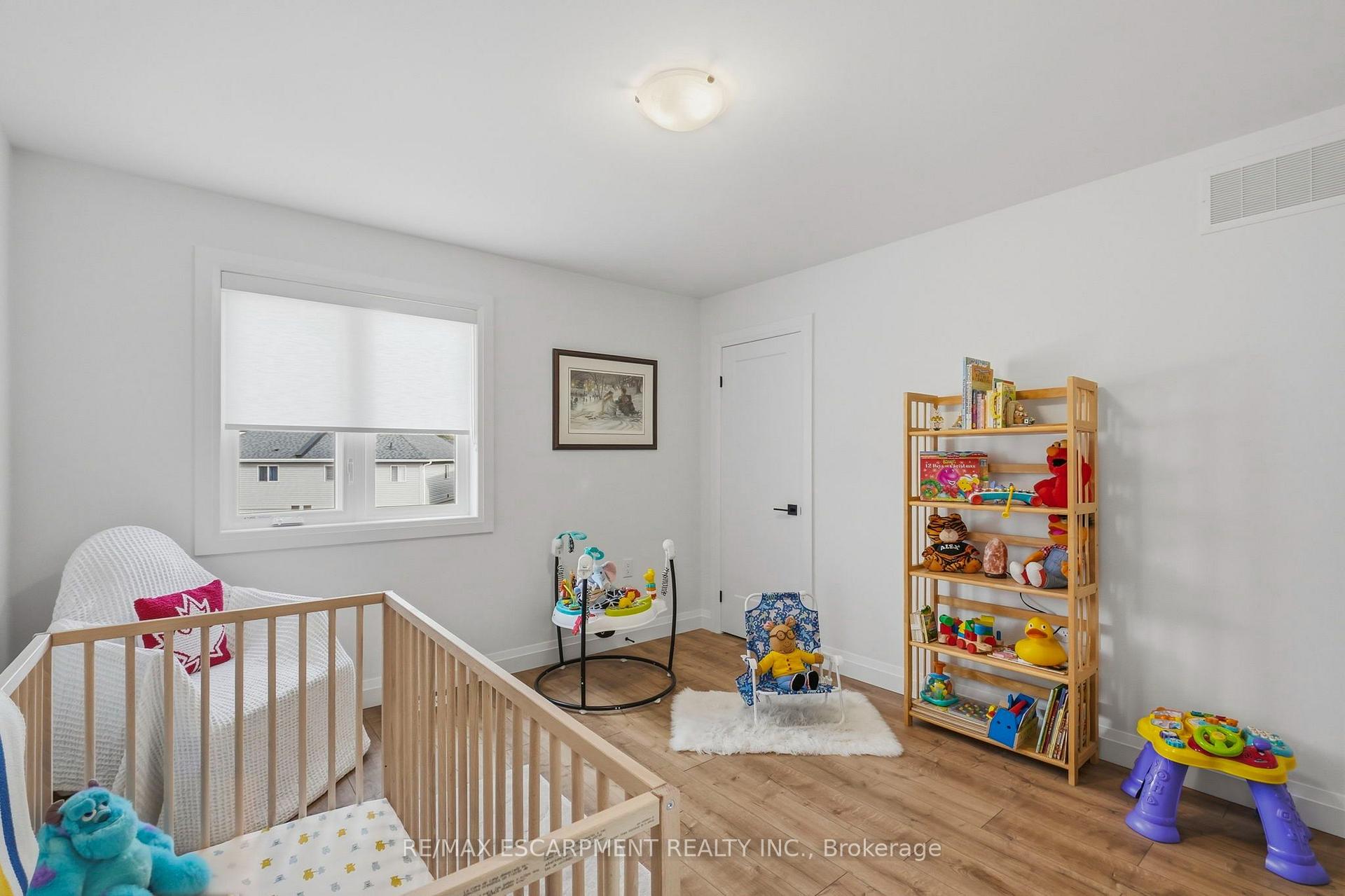 Photo 29 of 15 Saint Anthony Place, Hamilton, Fessenden — HOMEH