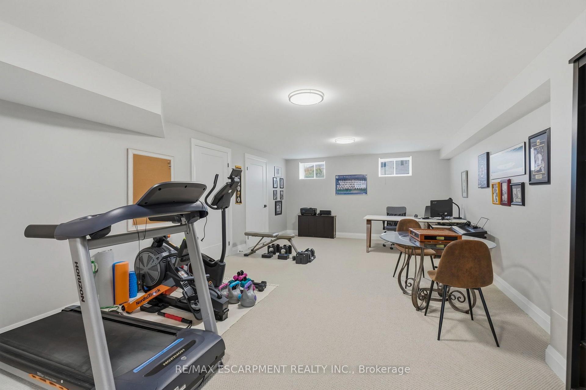 Photo 40 of 15 Saint Anthony Place, Hamilton, Fessenden — HOMEH