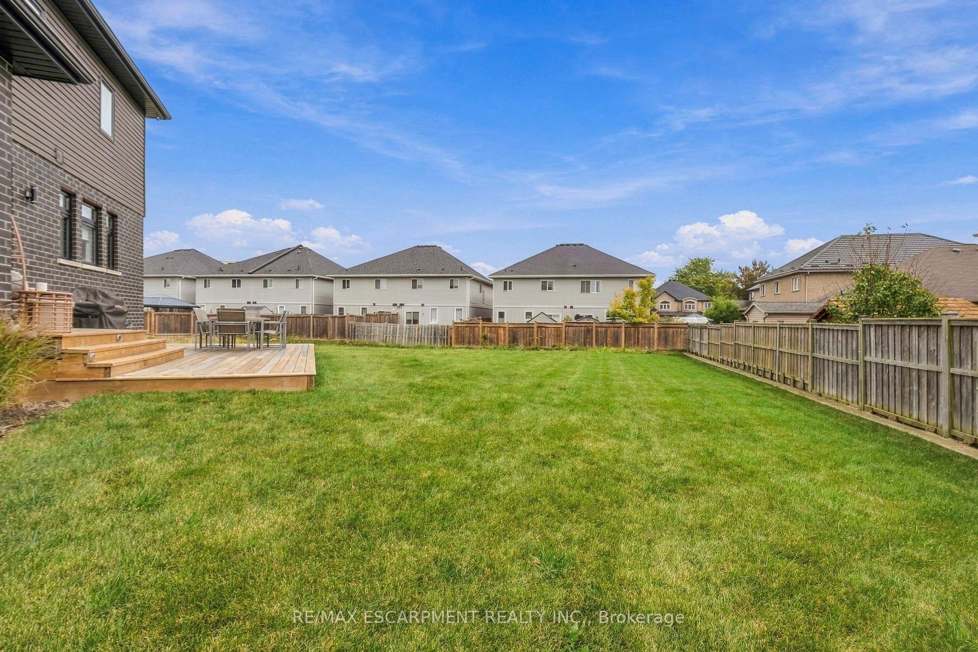 Photo 44 of 15 Saint Anthony Place, Hamilton, Fessenden — HOMEH