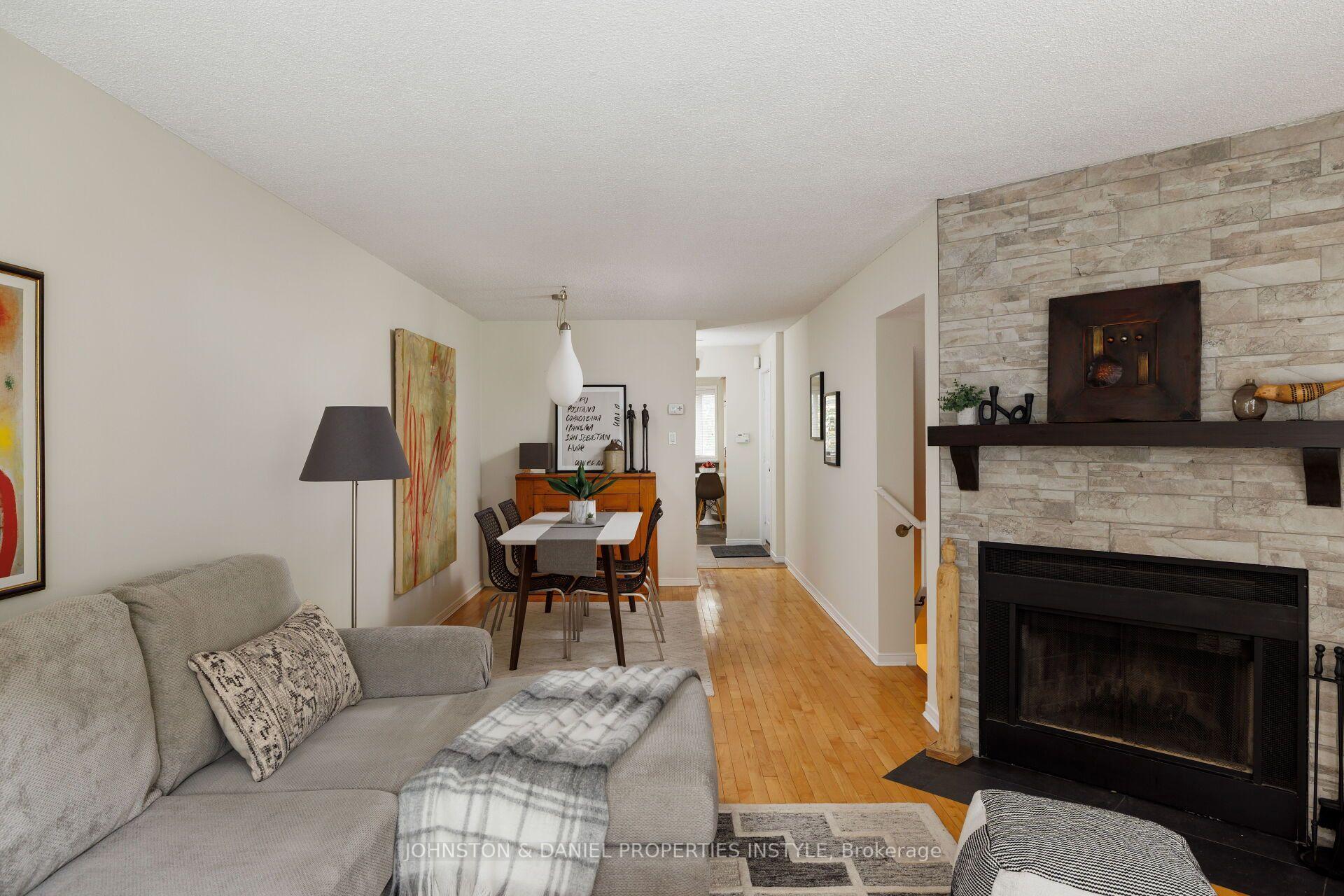 Photo 10 of 911D Adelaide Street W, Toronto, Niagara — HOMEH