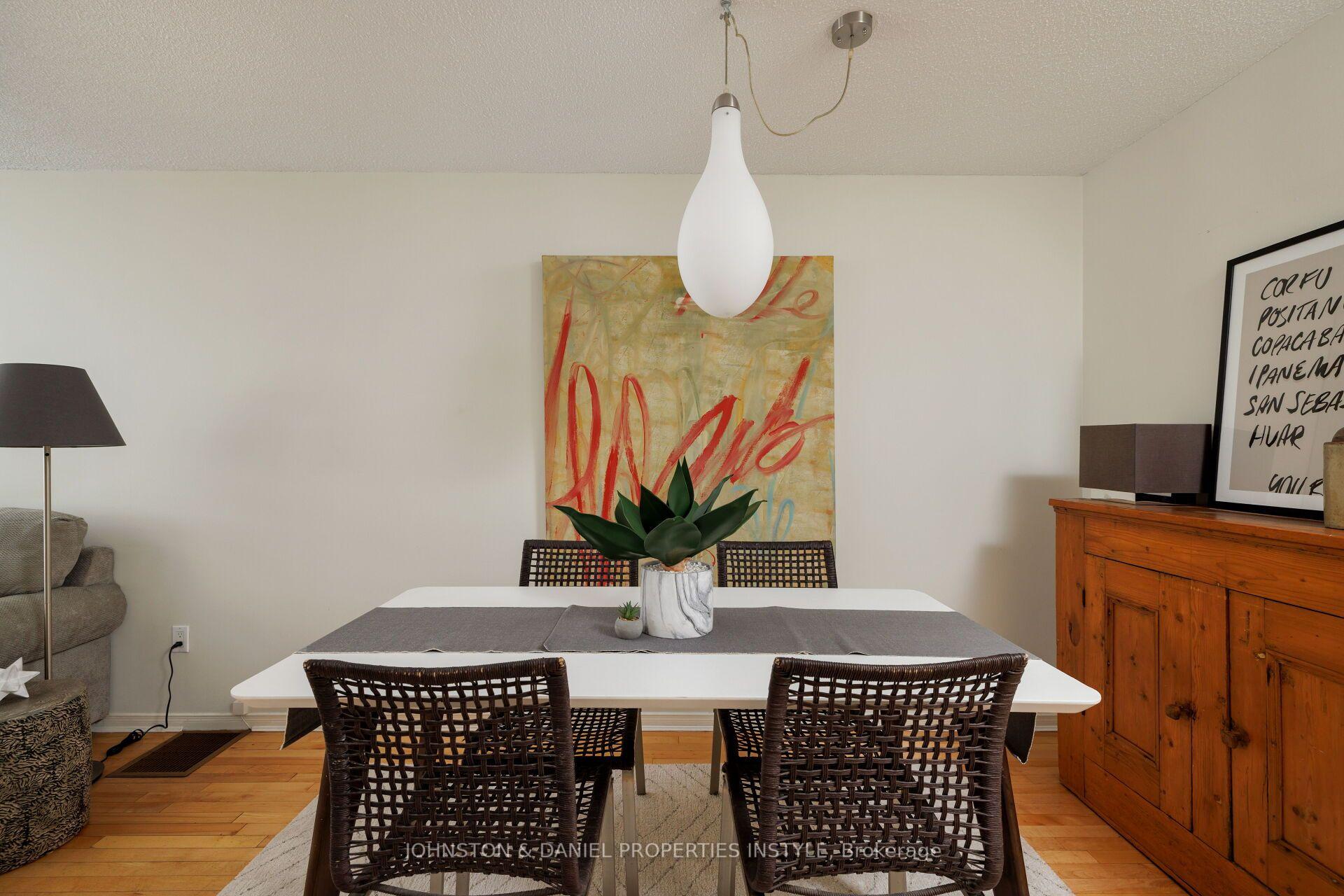 Photo 12 of 911D Adelaide Street W, Toronto, Niagara — HOMEH