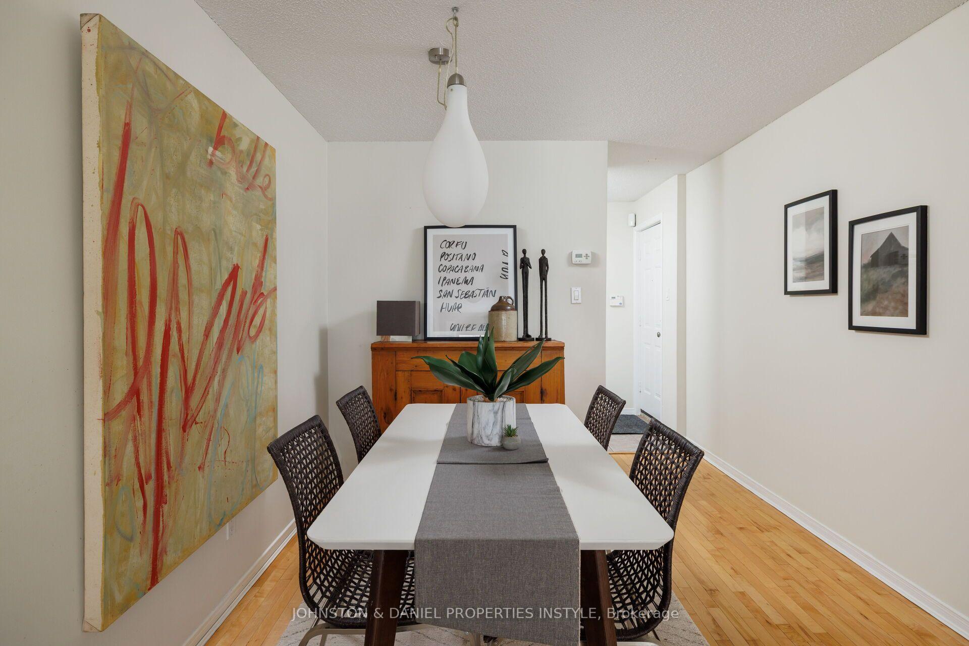 Photo 13 of 911D Adelaide Street W, Toronto, Niagara — HOMEH