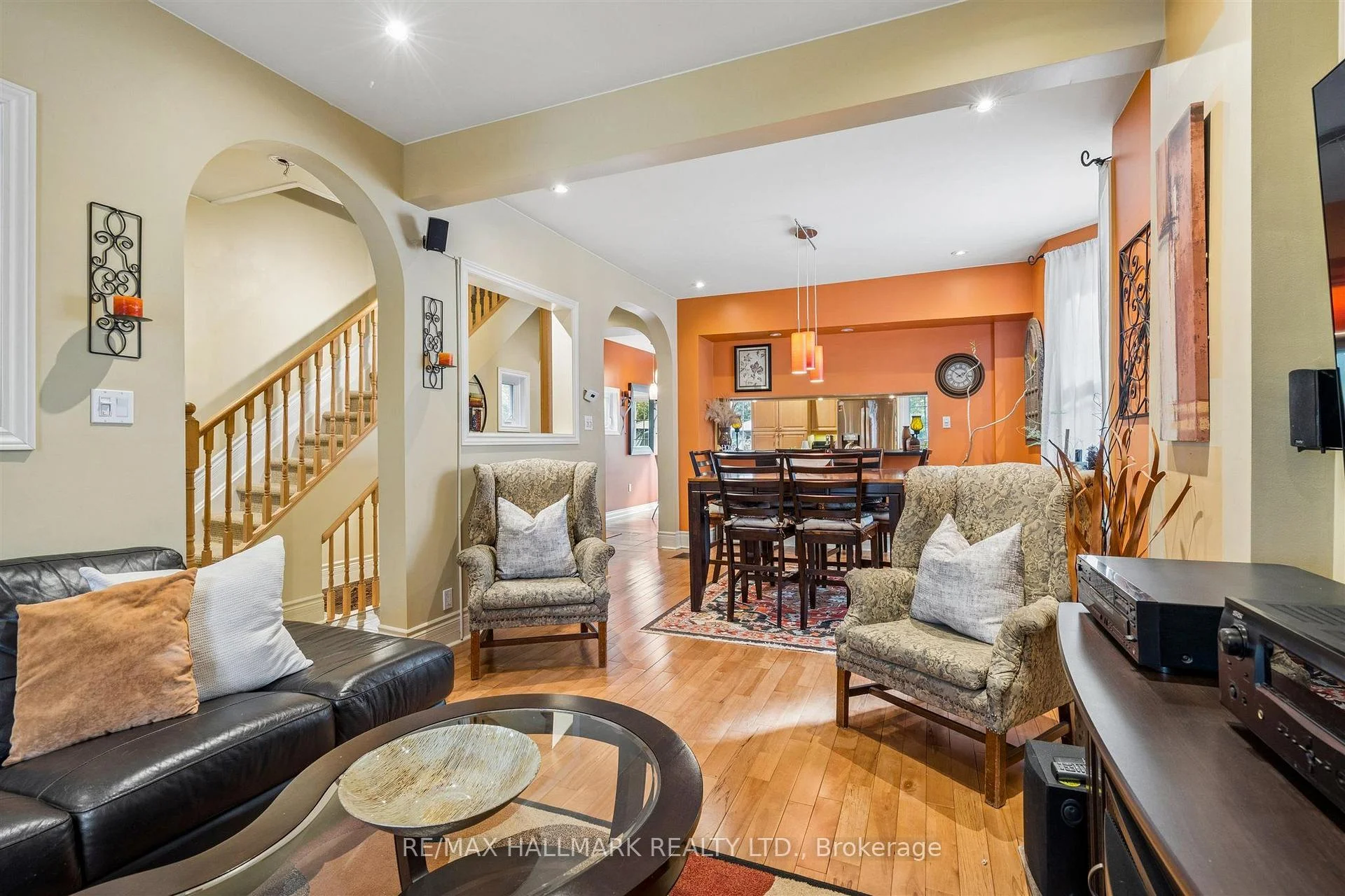 Photo 30 of 9 Savoy Avenue, Toronto, Woodbine-Lumsden — HOMEH