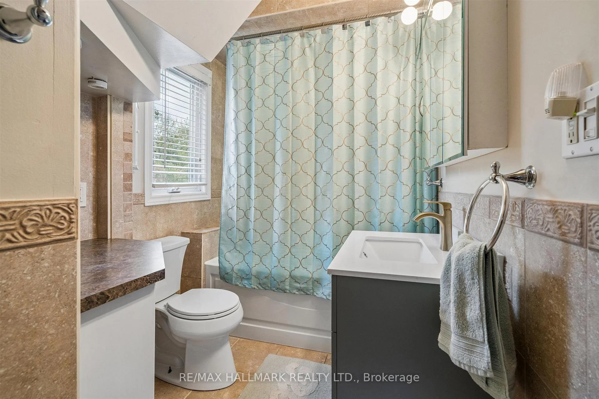 Photo 58 of 9 Savoy Avenue, Toronto, Woodbine-Lumsden — HOMEH