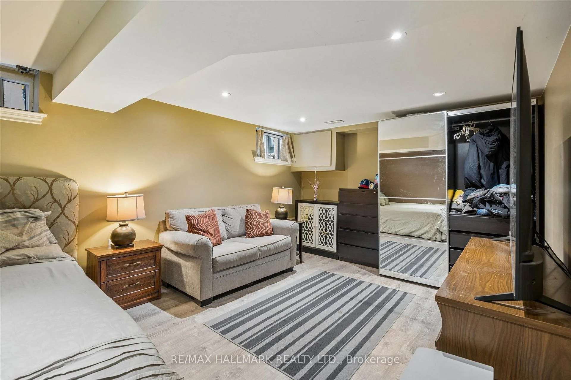 Photo 70 of 9 Savoy Avenue, Toronto, Woodbine-Lumsden — HOMEH