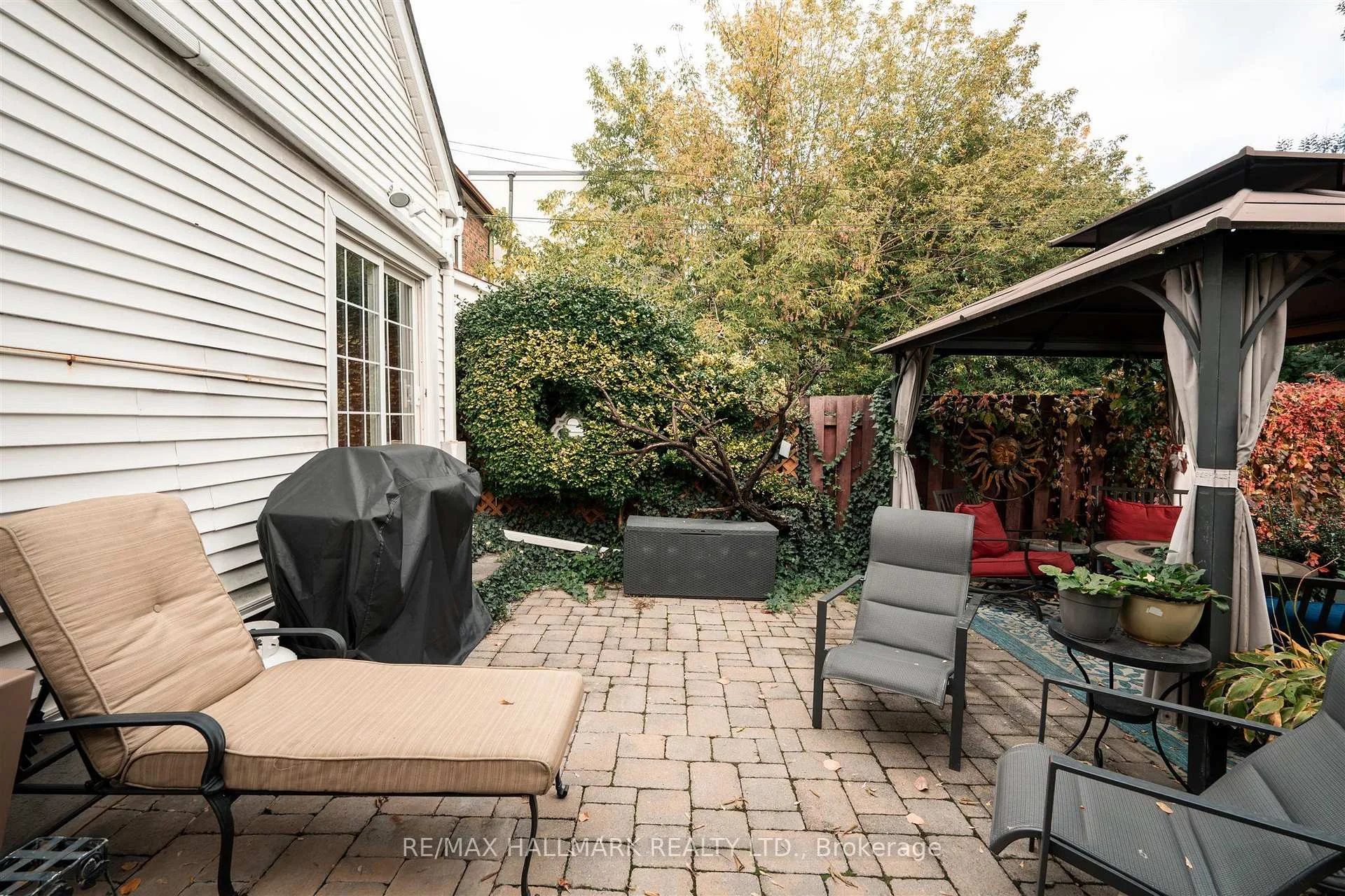 Photo 90 of 9 Savoy Avenue, Toronto, Woodbine-Lumsden — HOMEH