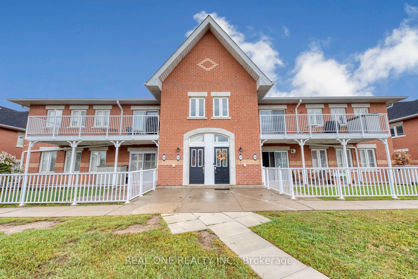 Photo 3 of Unit 707, 1701 Lampman Avenue, Burlington, Uptown — HOMEH