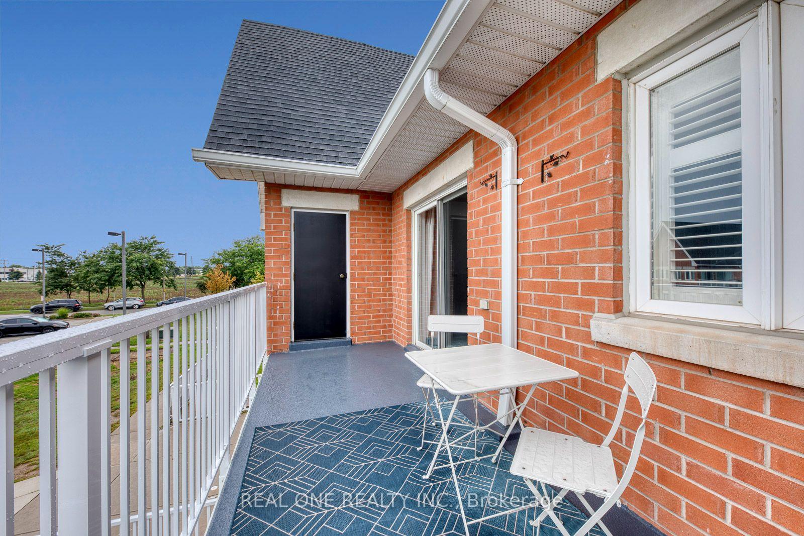 Photo 13 of Unit 707, 1701 Lampman Avenue, Burlington, Uptown — HOMEH