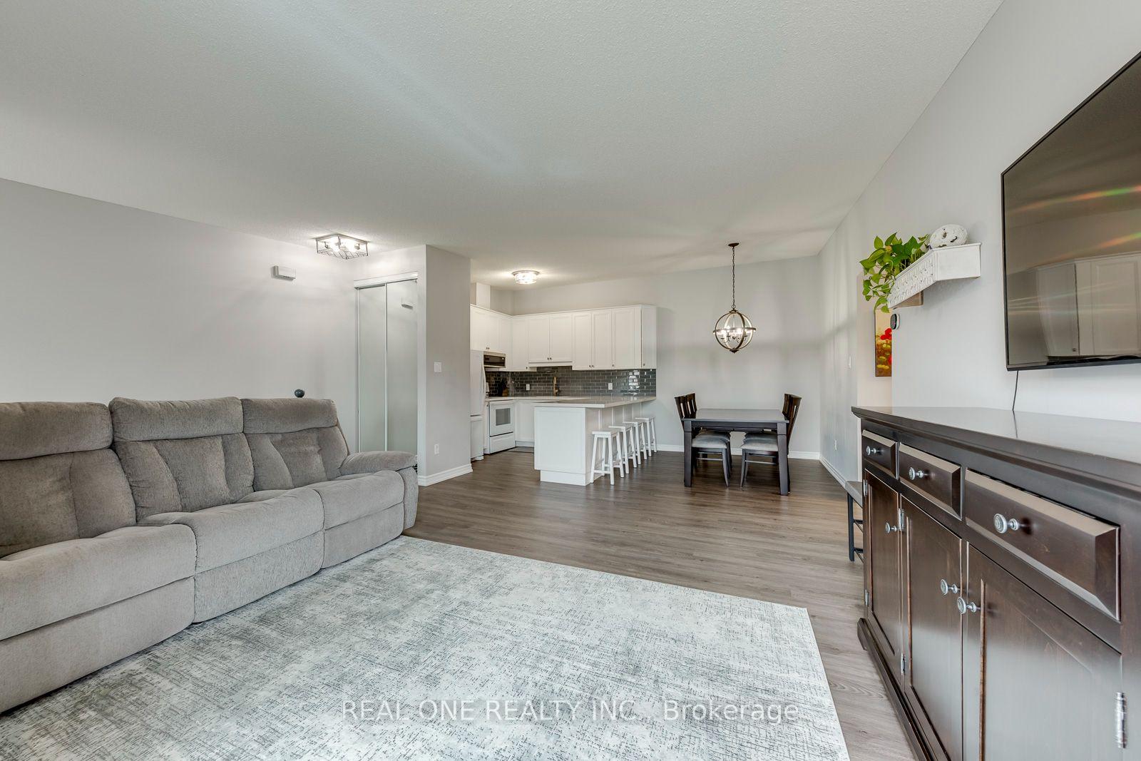 Photo 15 of Unit 707, 1701 Lampman Avenue, Burlington, Uptown — HOMEH