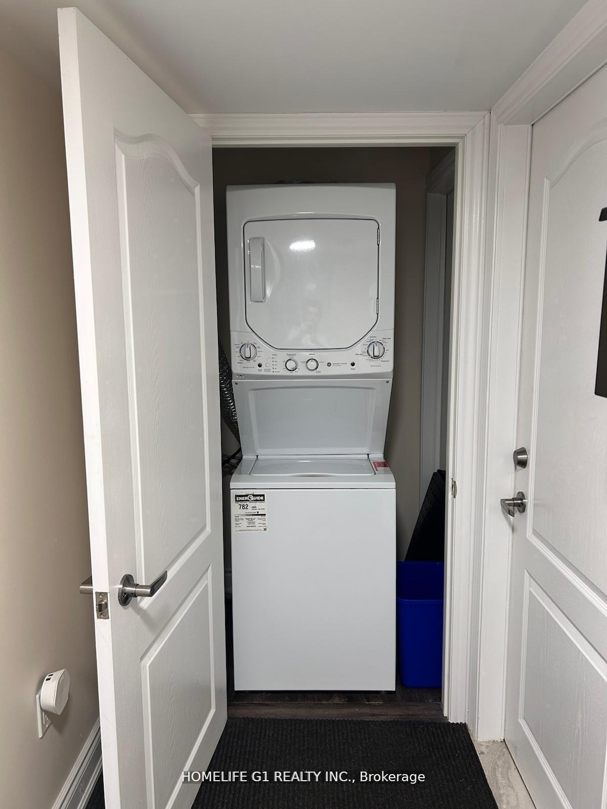 Photo 4 of 45 Dame Gruev Drive, Markham, Greensborough — HOMEH