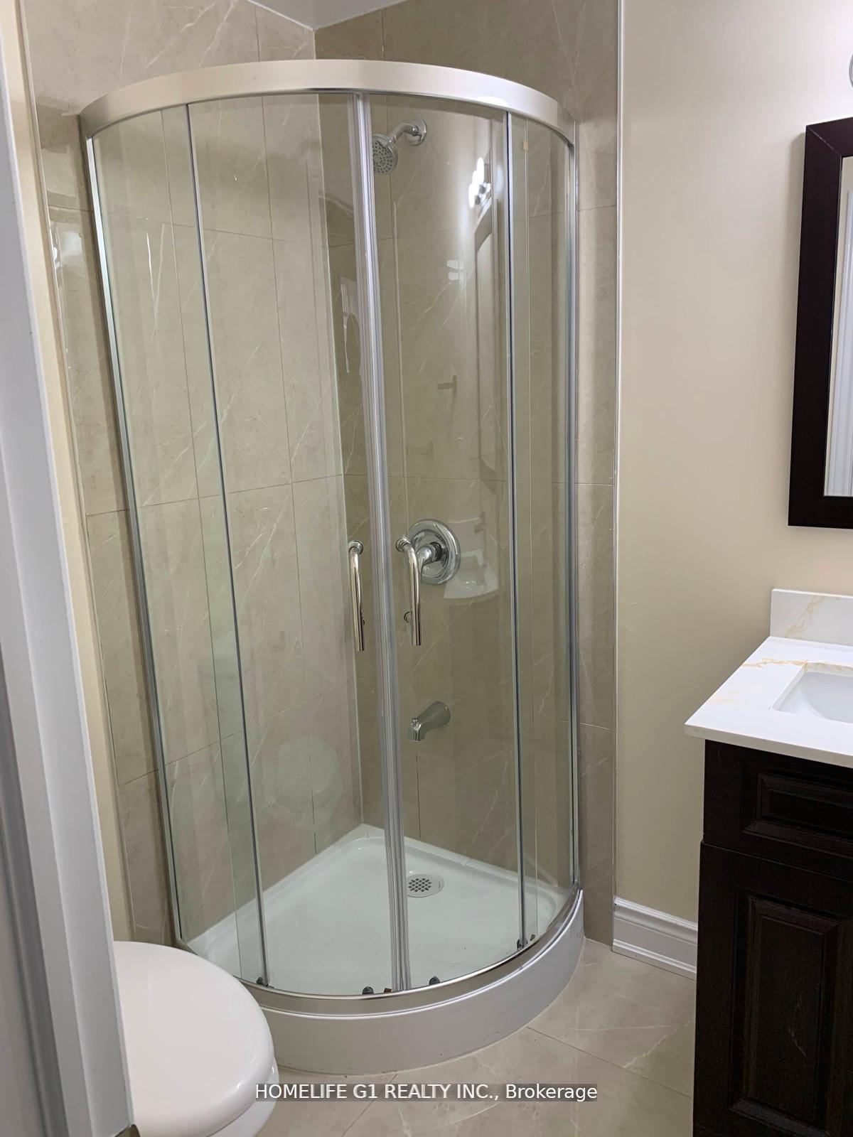 Photo 5 of 45 Dame Gruev Drive, Markham, Greensborough — HOMEH