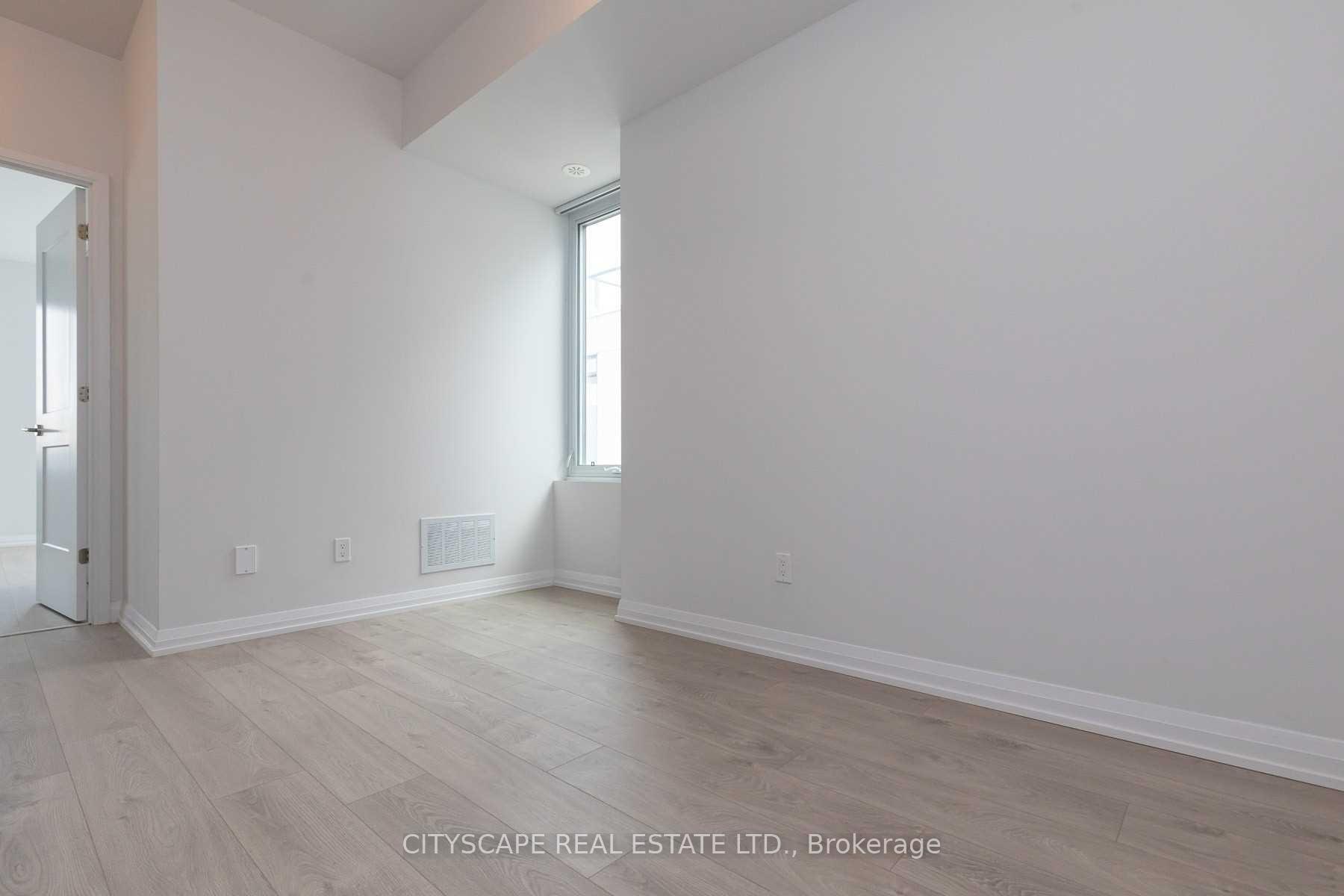 Photo 13 of Unit Th07, 1010 Portage Parkway, Vaughan, Concord — HOMEH