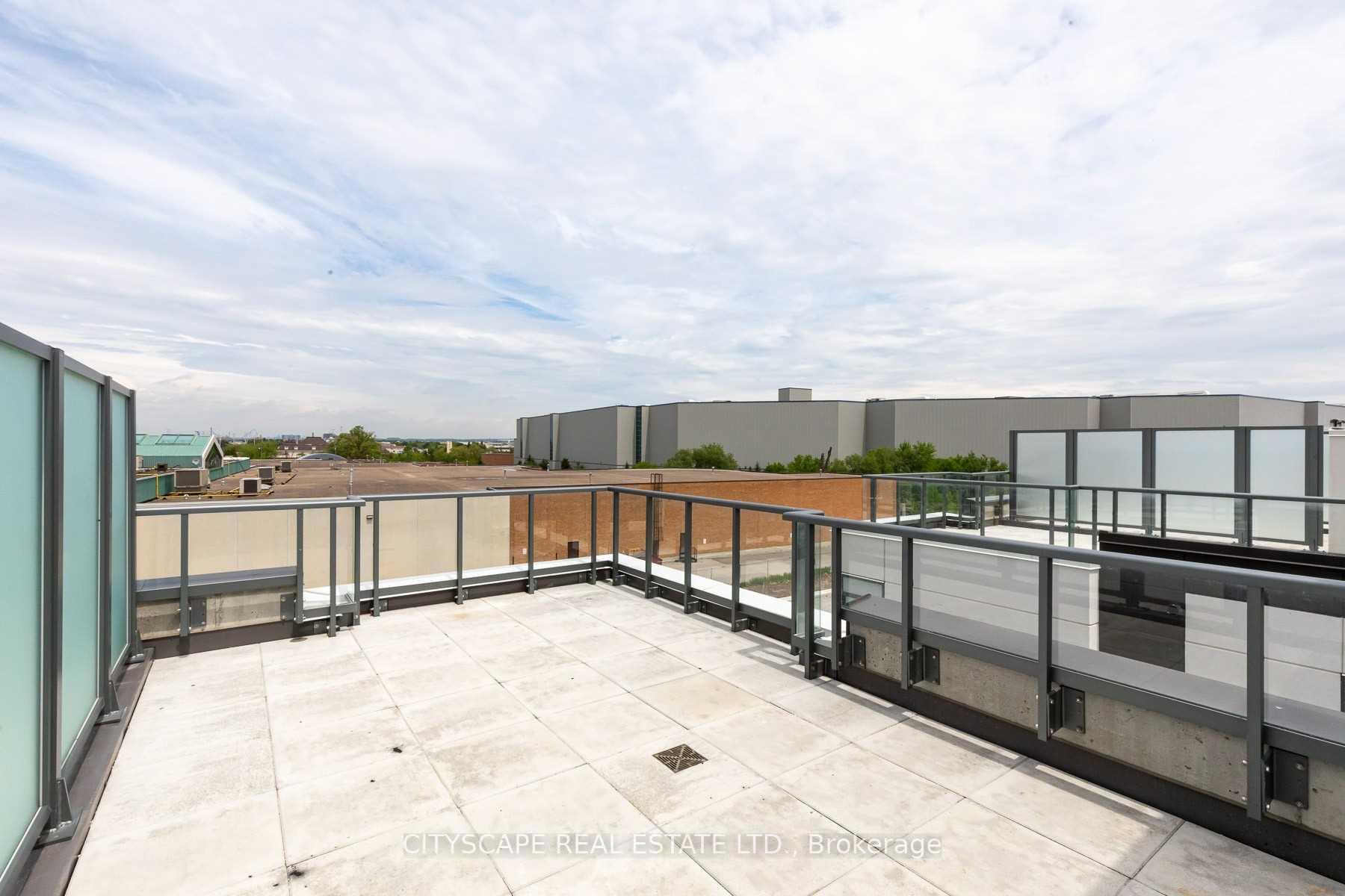 Photo 18 of Unit Th07, 1010 Portage Parkway, Vaughan, Concord — HOMEH