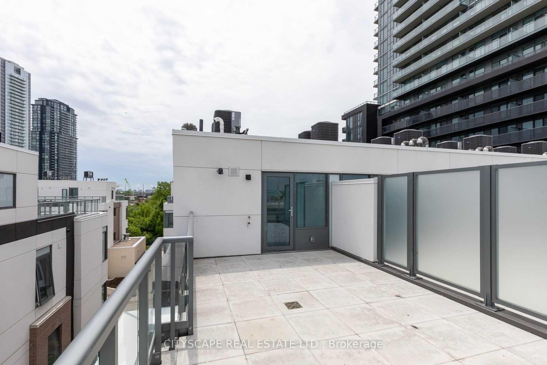 Photo 19 of Unit Th07, 1010 Portage Parkway, Vaughan, Concord — HOMEH