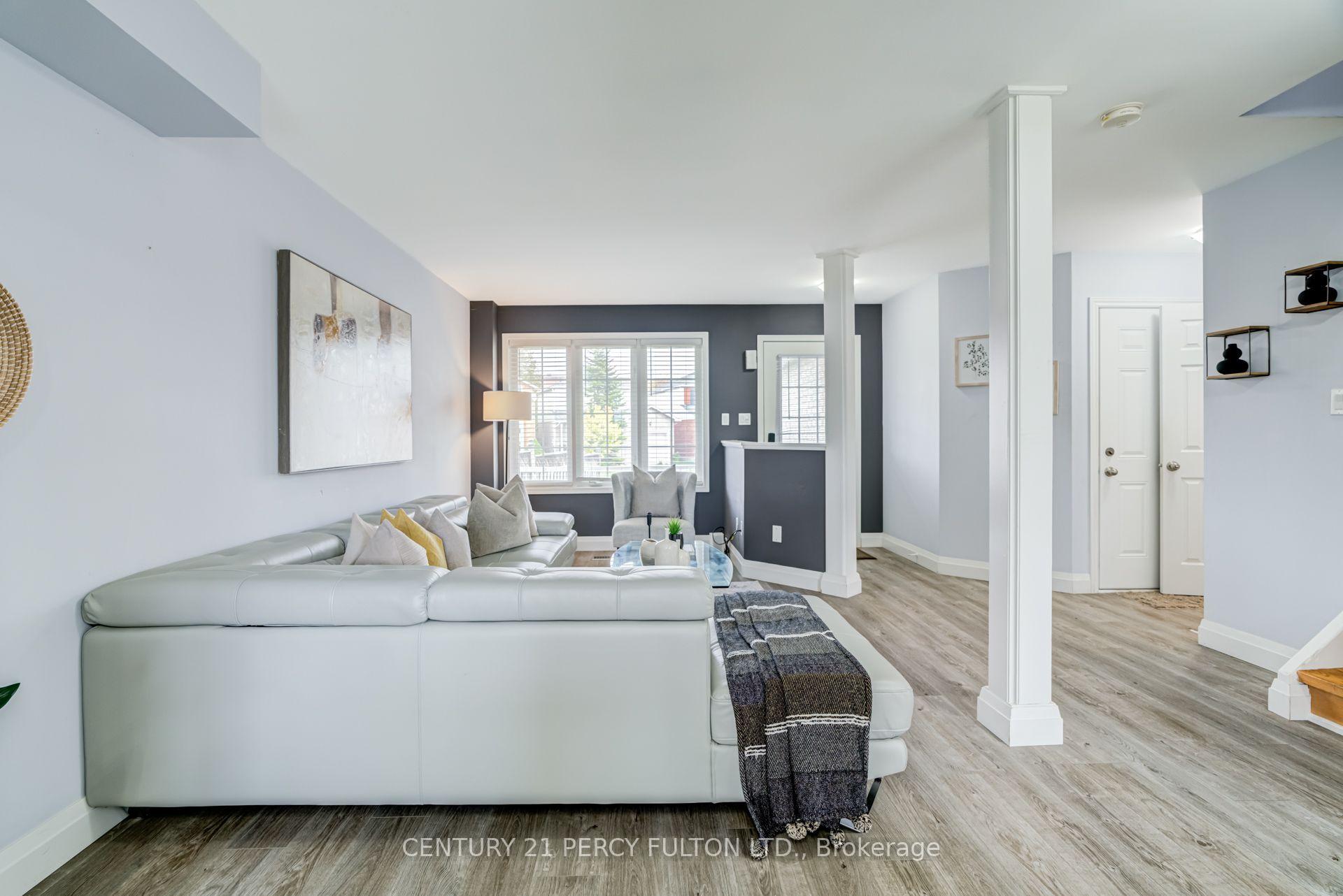 Photo 5 of 1842 Dalhousie Crescent, Oshawa, Samac — HOMEH