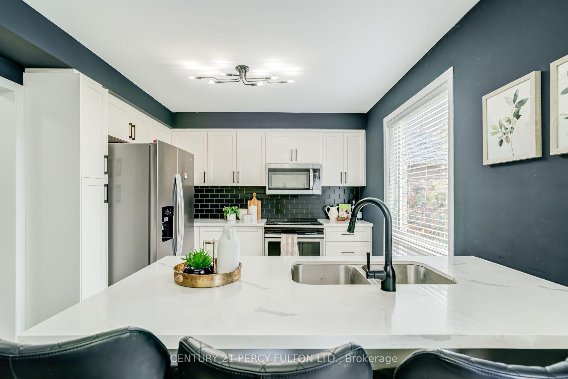 Photo 10 of 1842 Dalhousie Crescent, Oshawa, Samac — HOMEH
