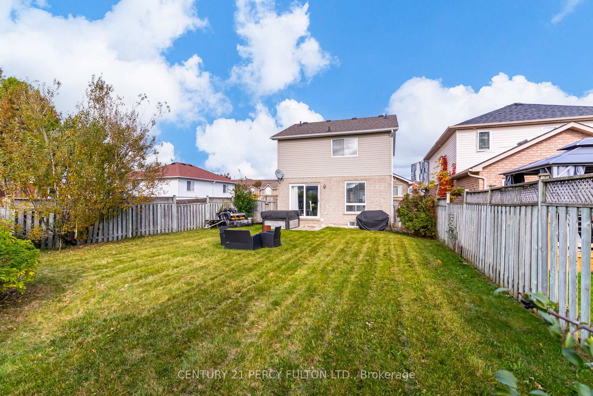 Photo 40 of 1842 Dalhousie Crescent, Oshawa, Samac — HOMEH