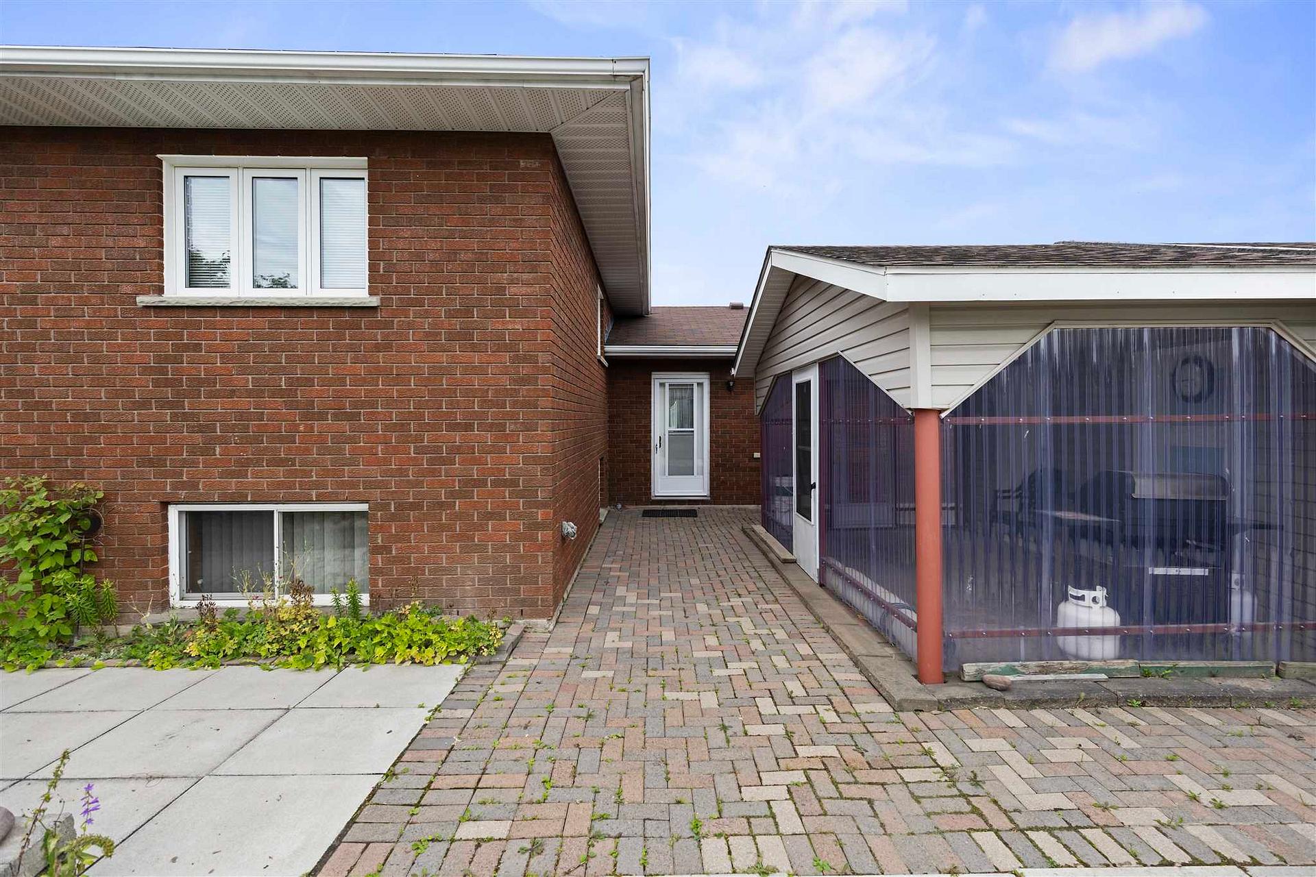 Photo 5 of 195 Bitonti Crescent, Sault Ste Marie, Ward 4 — HOMEH
