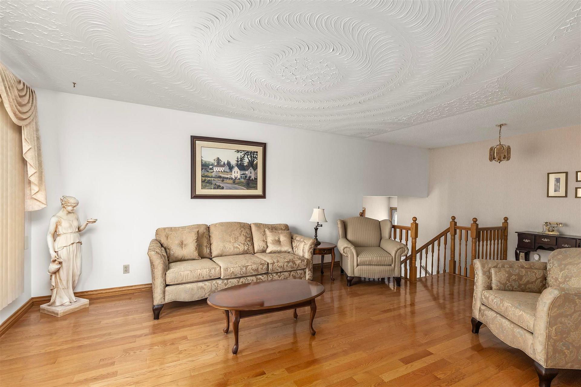 Photo 17 of 195 Bitonti Crescent, Sault Ste Marie, Ward 4 — HOMEH
