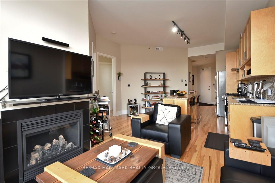Photo 12 of Unit 408, 808 Bronson Avenue, Ottawa, Dows Lake — HOMEH