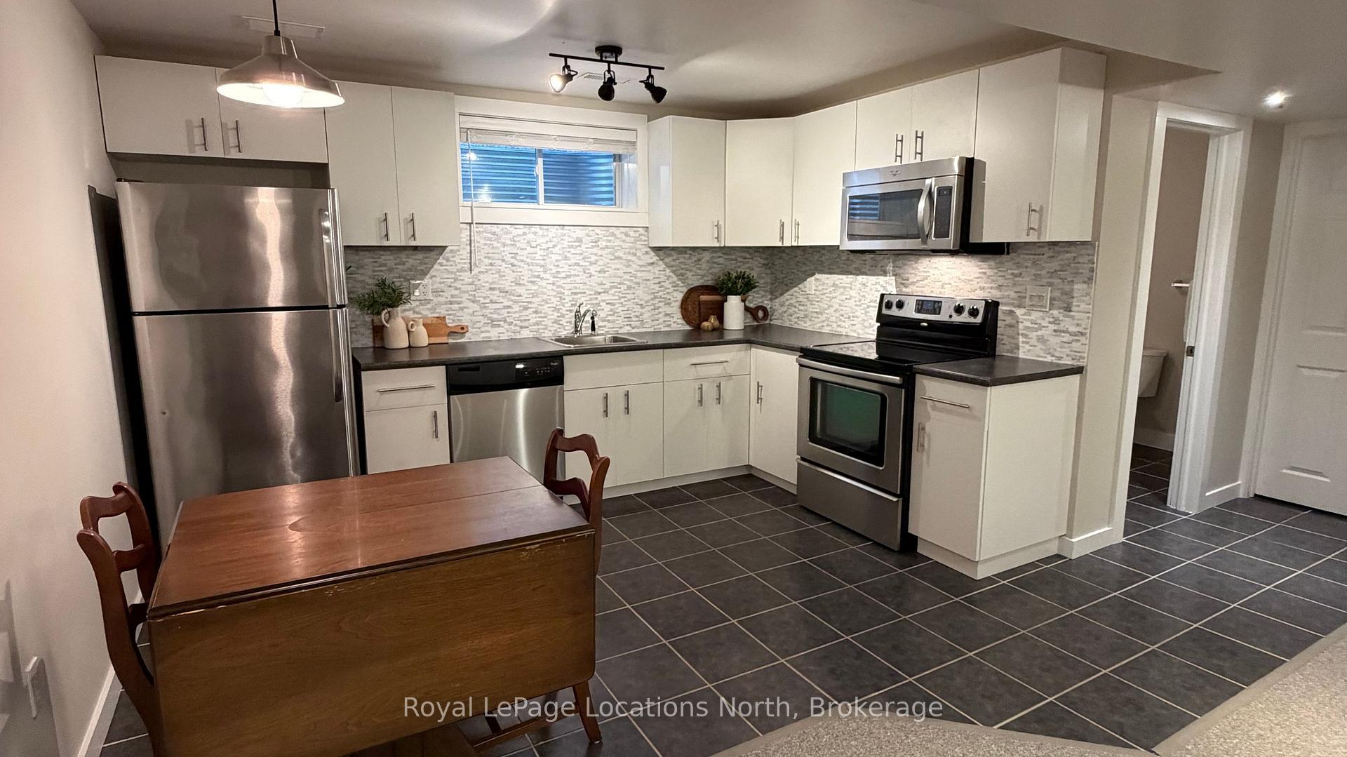 Photo 7 of Unit Lower Unit, 37 Davis Street, Collingwood — HOMEH