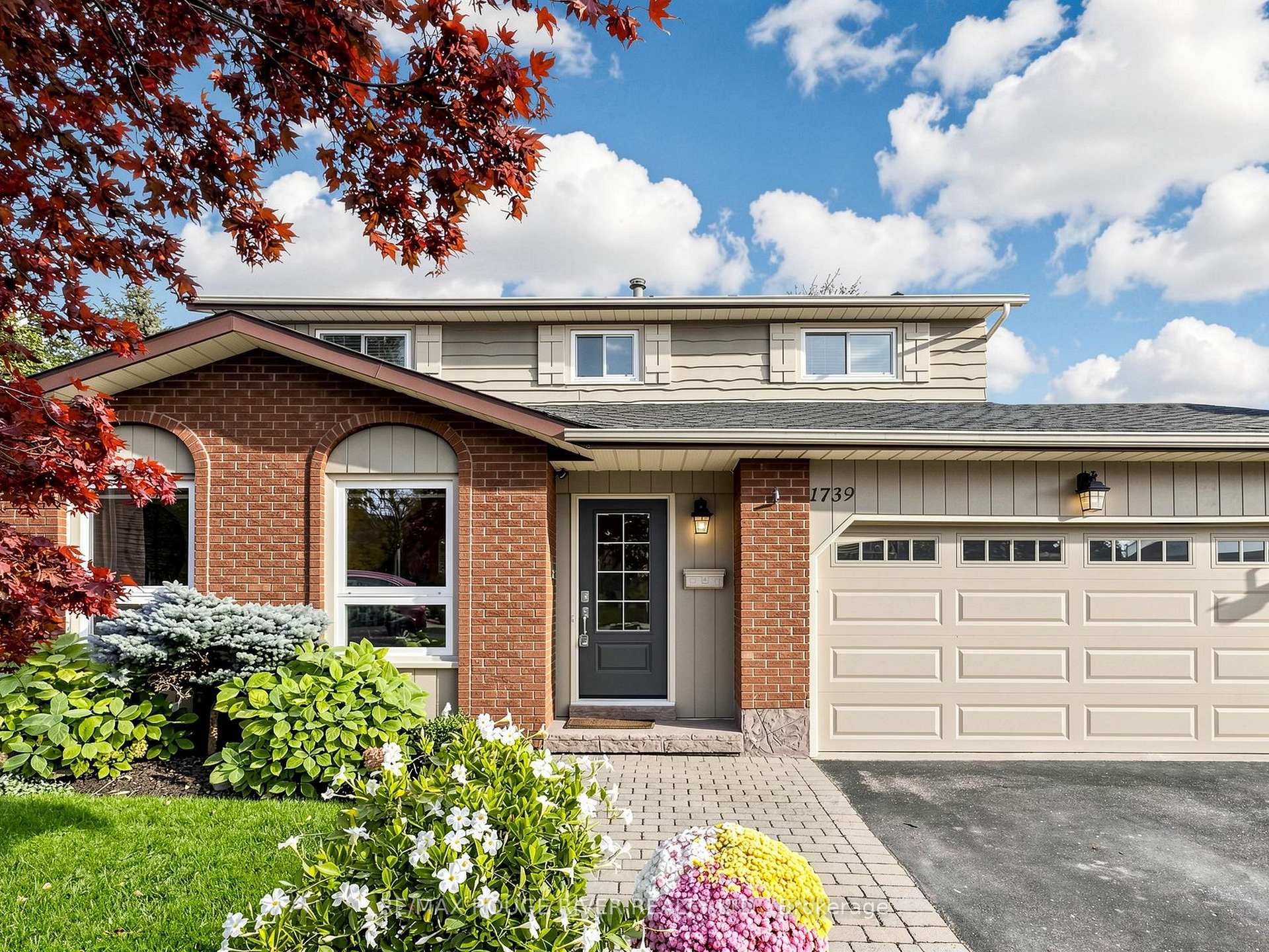 Photo 2 of 1739 Ada Court, Pickering, Amberlea — HOMEH