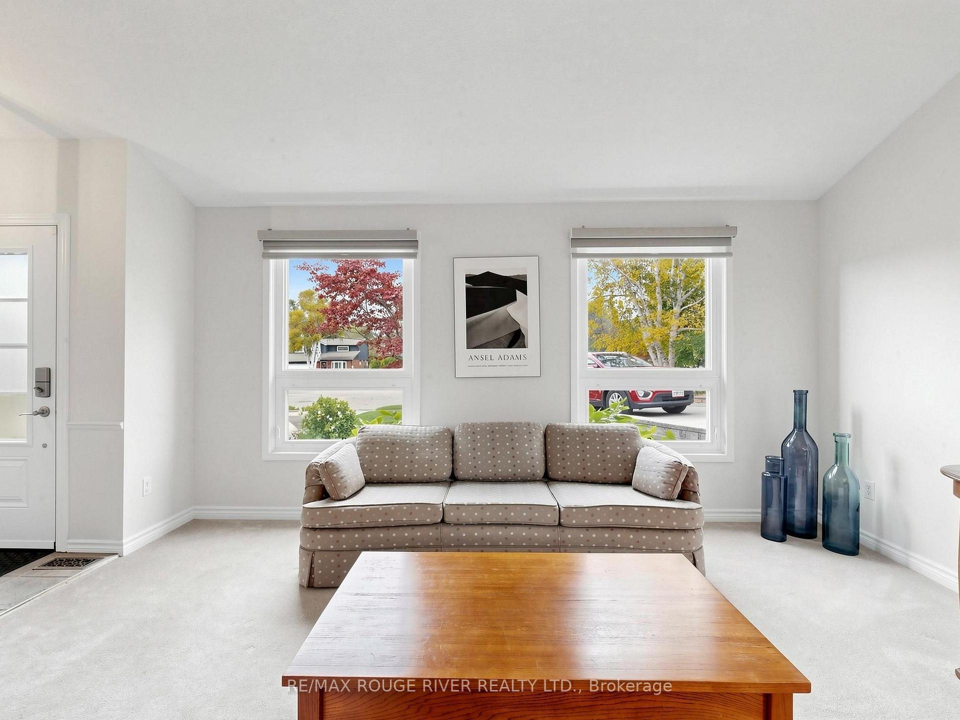 Photo 8 of 1739 Ada Court, Pickering, Amberlea — HOMEH