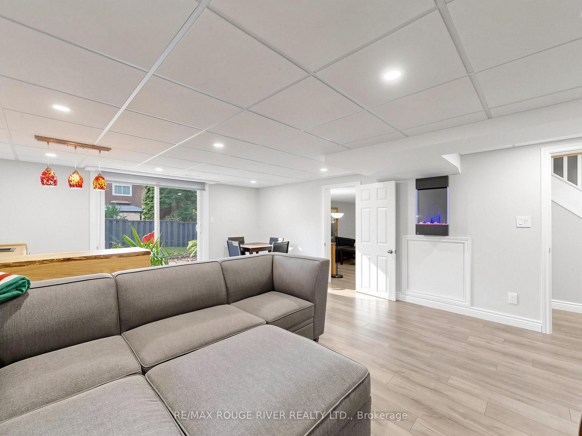 Photo 38 of 1739 Ada Court, Pickering, Amberlea — HOMEH