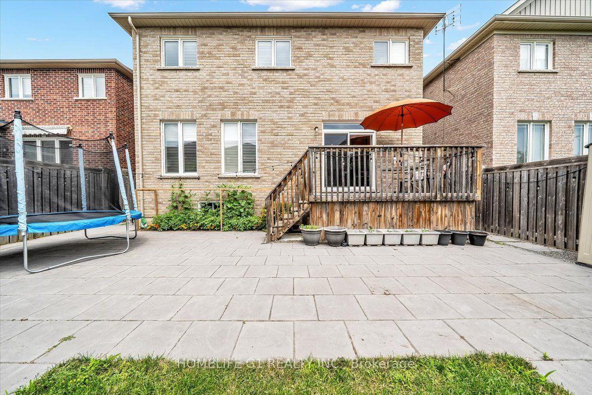 Photo 47 of 47 Holyrod Drive, Clarington, Courtice — HOMEH
