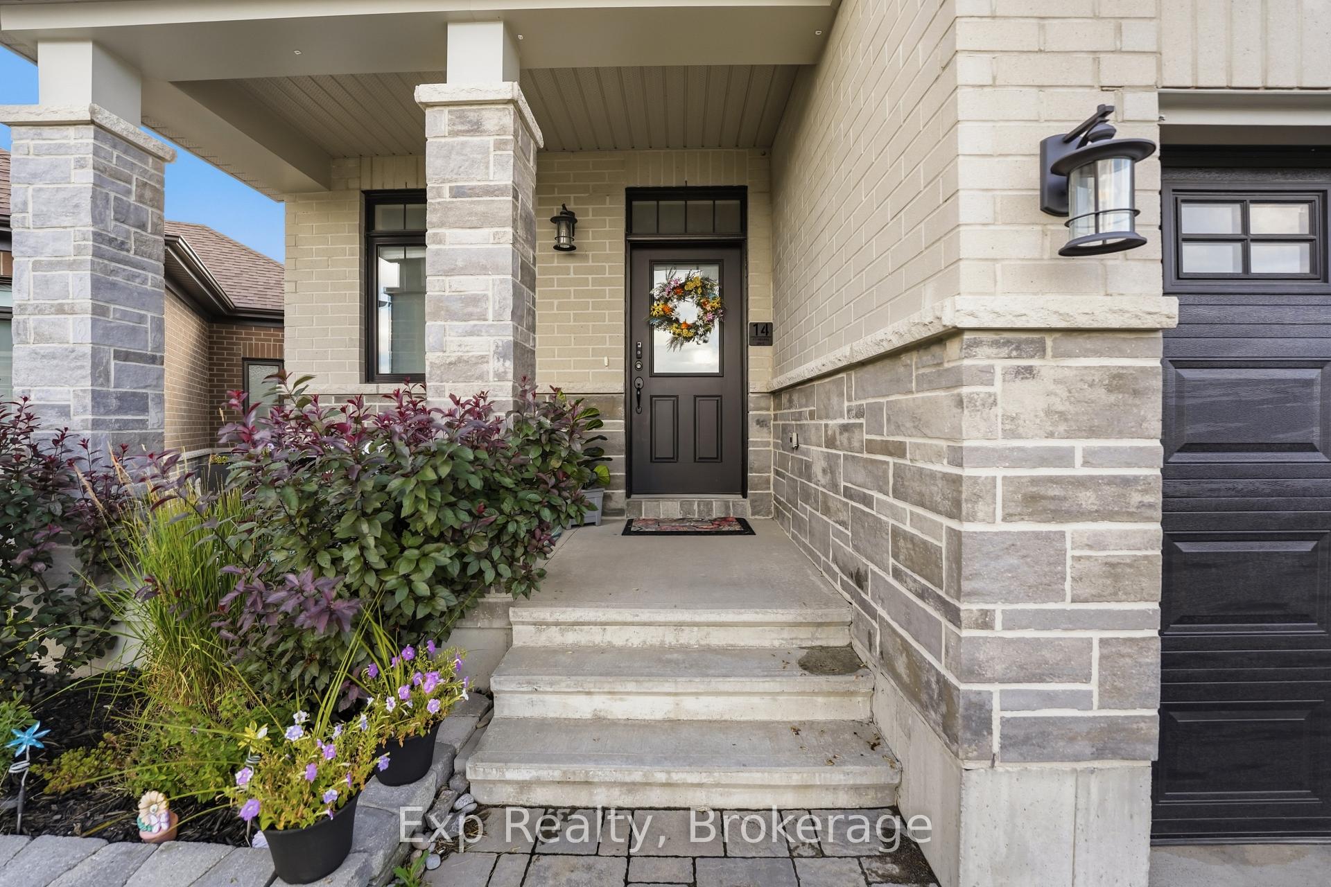 Photo 3 of 14 Athabaska Drive, Belleville, Thurlow Ward — HOMEH