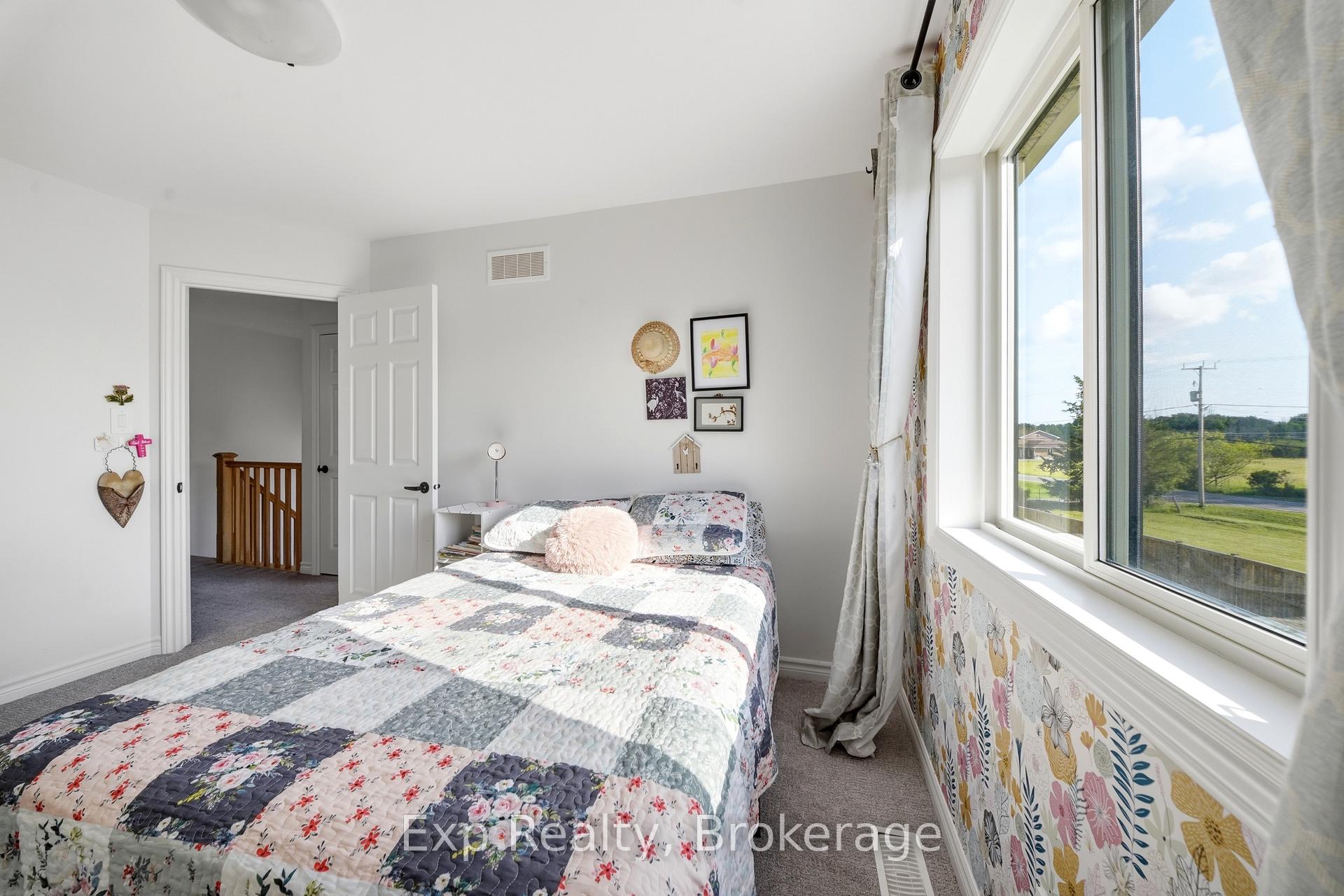 Photo 39 of 14 Athabaska Drive, Belleville, Thurlow Ward — HOMEH