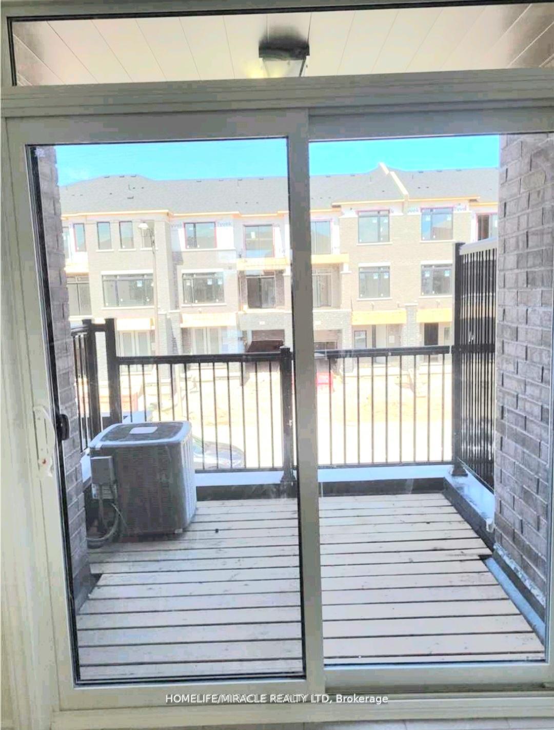 Photo 11 of 64 Purple Sage Drive, Brampton, Bram East — HOMEH