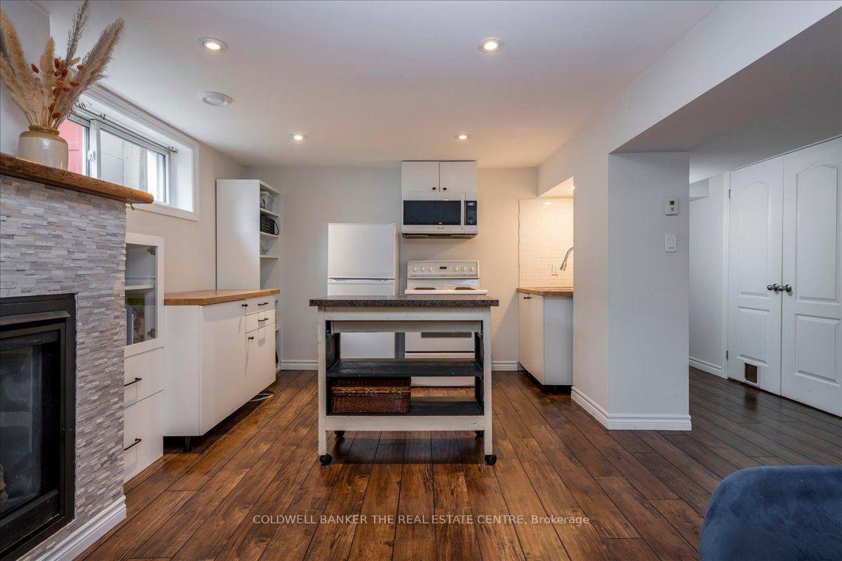 Photo 20 of 18 Agnes Street, Barrie, Wellington — HOMEH