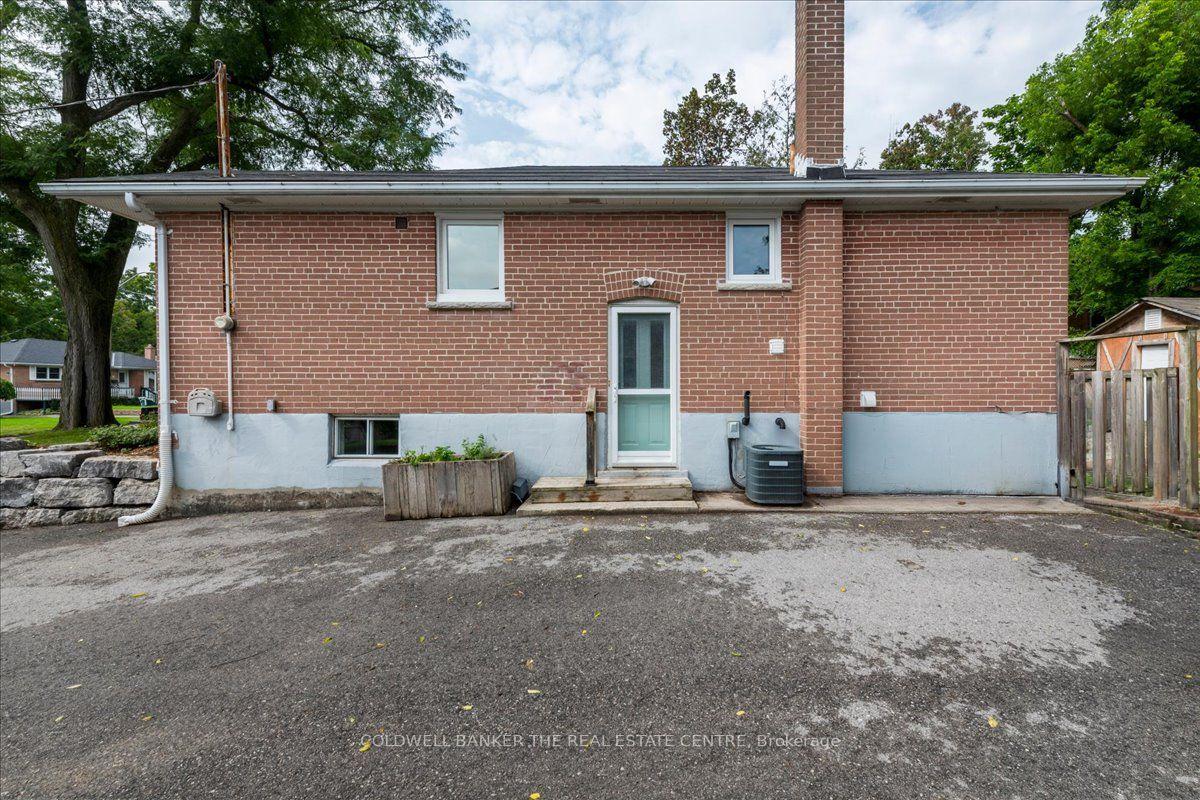 Photo 24 of 18 Agnes Street, Barrie, Wellington — HOMEH