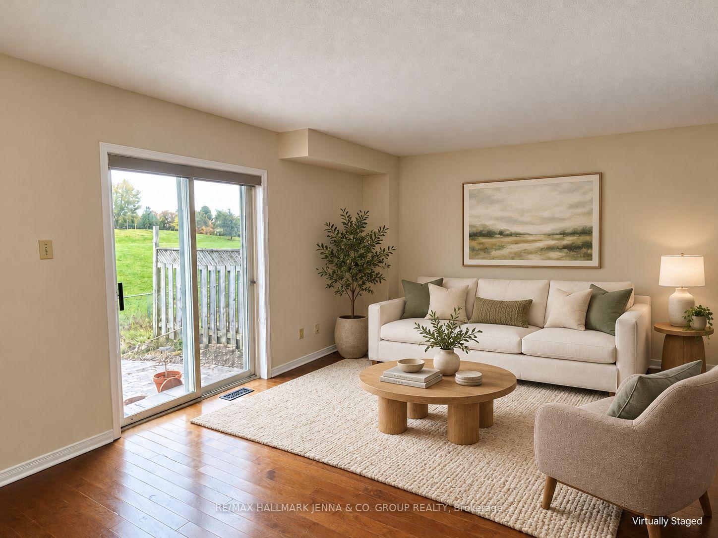 Photo 12 of 1409 Caravel Crescent, Ottawa, Bilberry Creek/Queenswood Heights — HOMEH