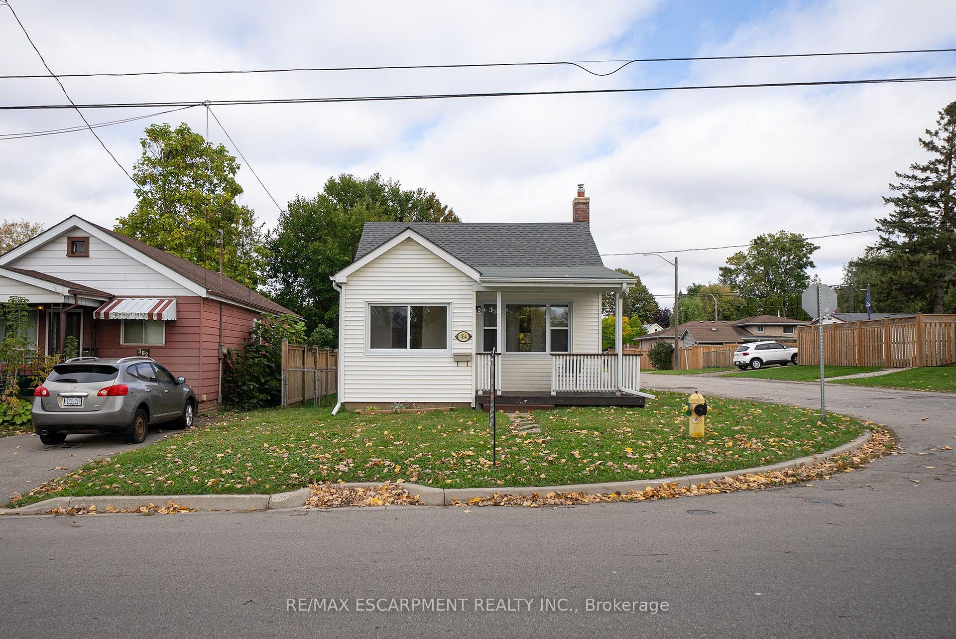 Photo of 364 Wellington Street
