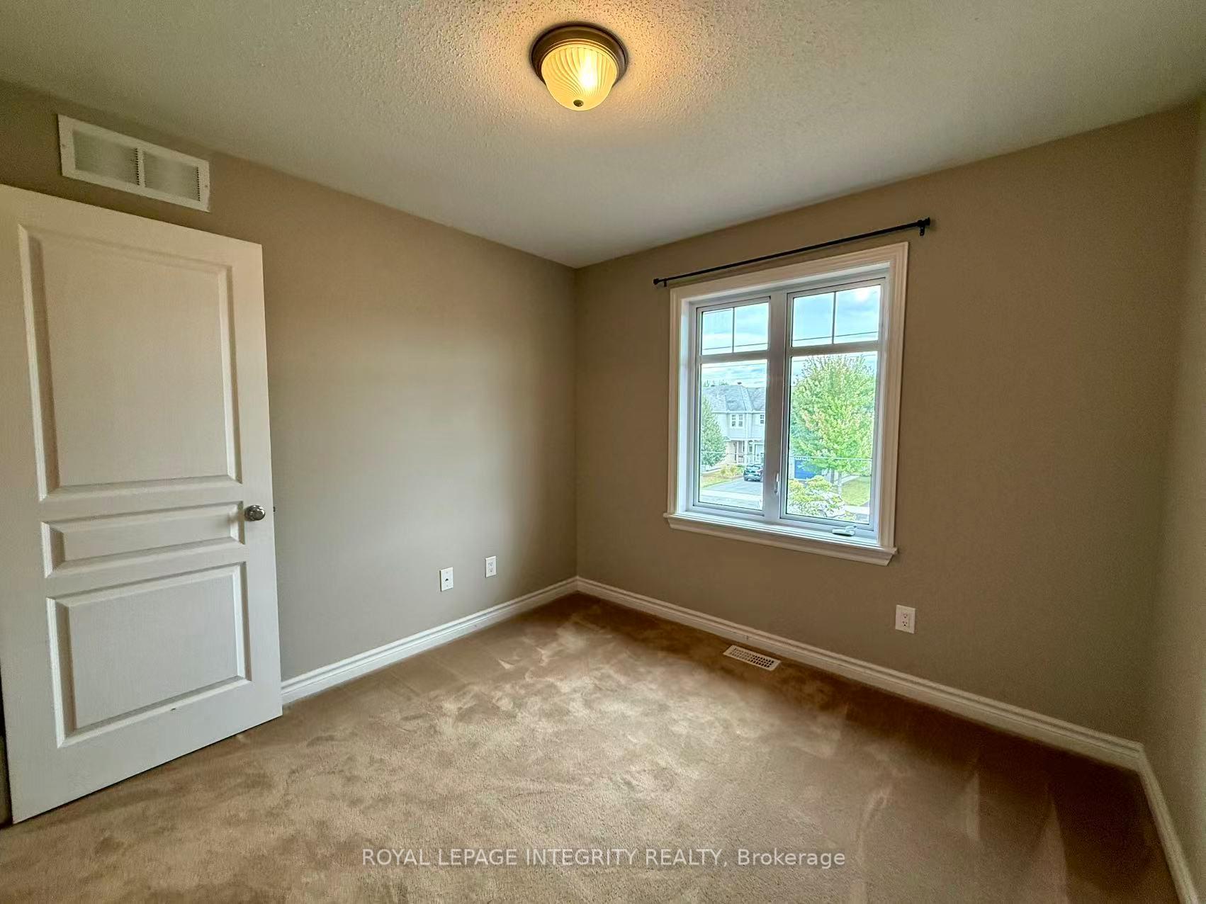 Photo 15 of 949 Klondike Road, Ottawa, Kanata - Morgan's Grant/South March — HOMEH