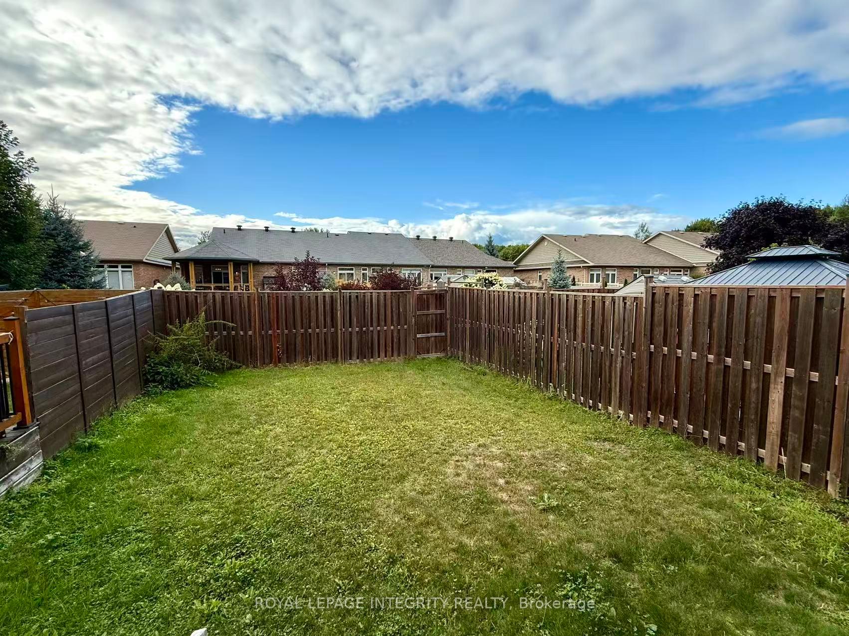 Photo 22 of 949 Klondike Road, Ottawa, Kanata - Morgan's Grant/South March — HOMEH